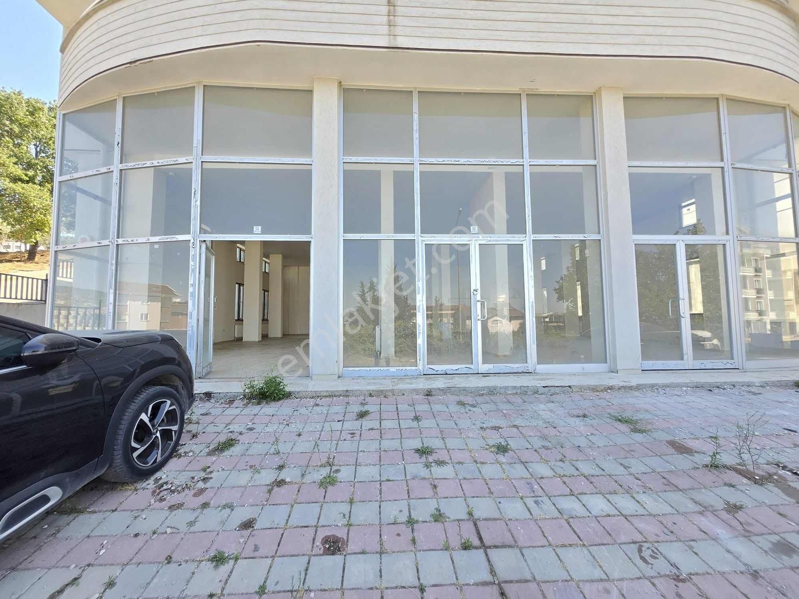 Rw Land Gayrimenkulden Nilüfer Çalıda Kiralık Dükkan - Görsel 3