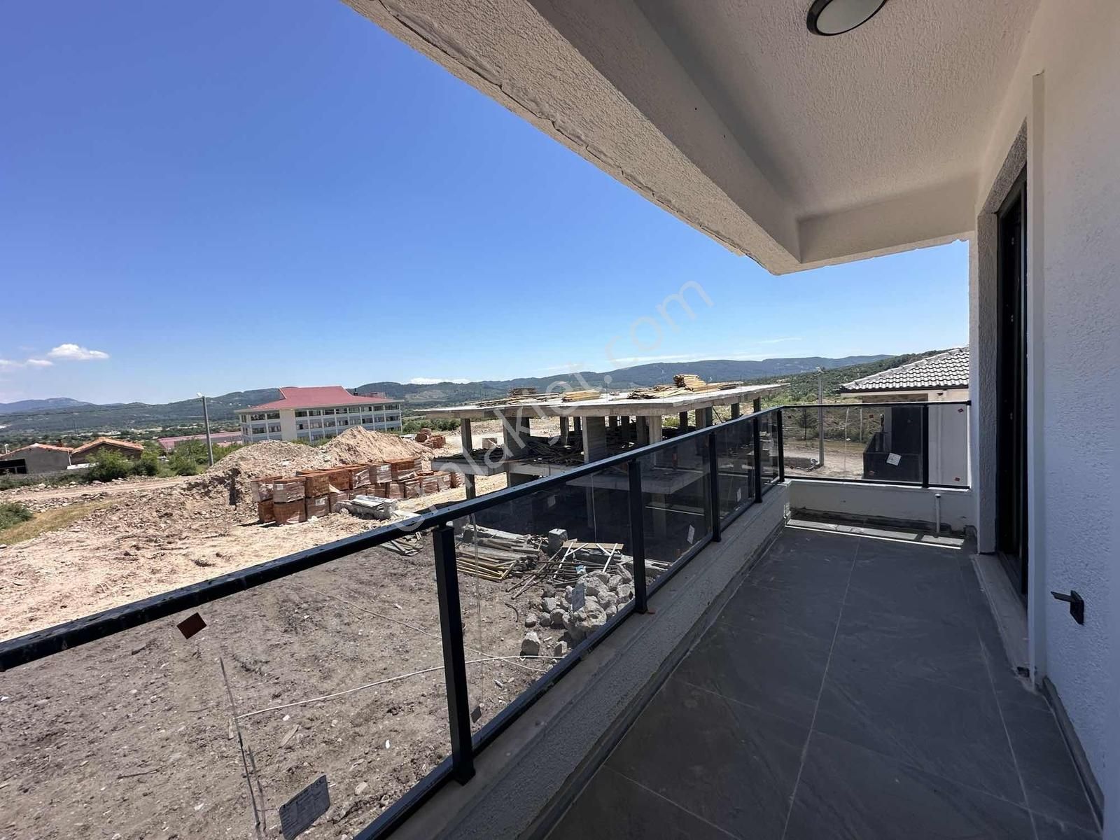 Ayvacık Hamdibeyde Satılık 4+2 Tripleks Villa - Görsel 23