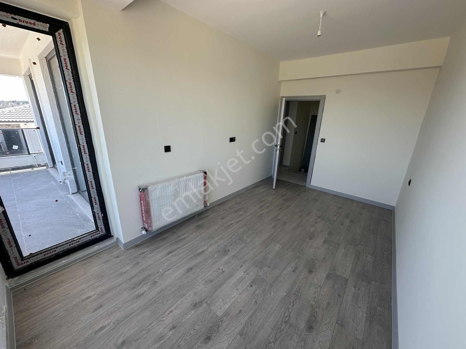 Ayvacık Hamdibeyde Satılık 4+2 Tripleks Villa - Görsel 13