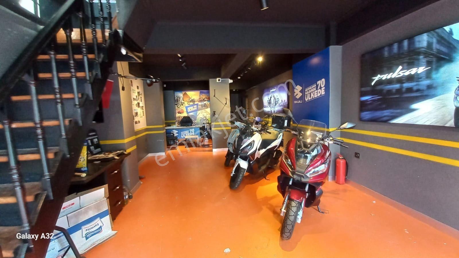 Big Chef İn Sokağında Asma Katlı Bahçeli Yol Üstü Satılık Dükkan - Görsel 11