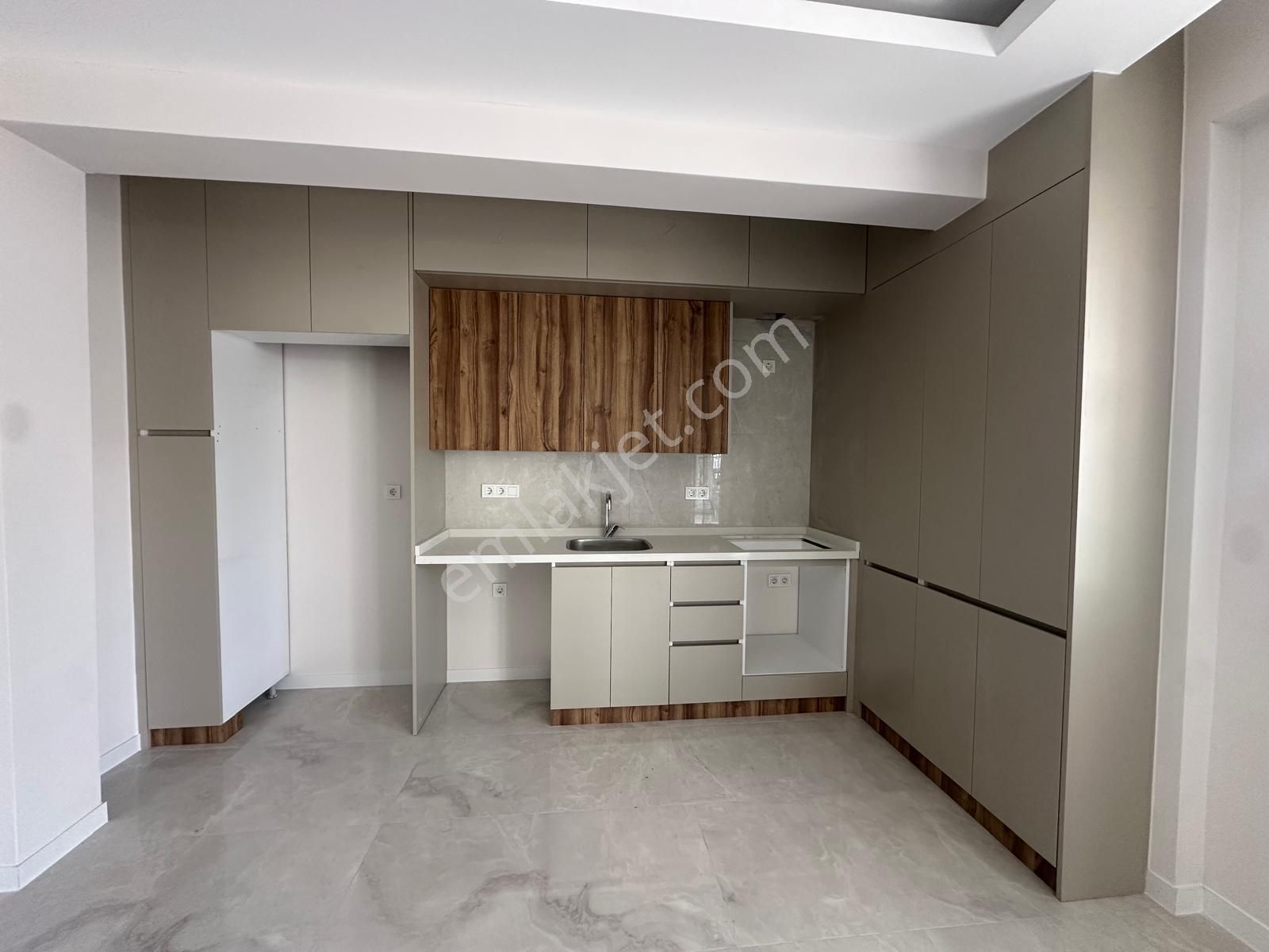 Muğla Ortaca Bahçelievlerde 2+1 Daireler Satılık.