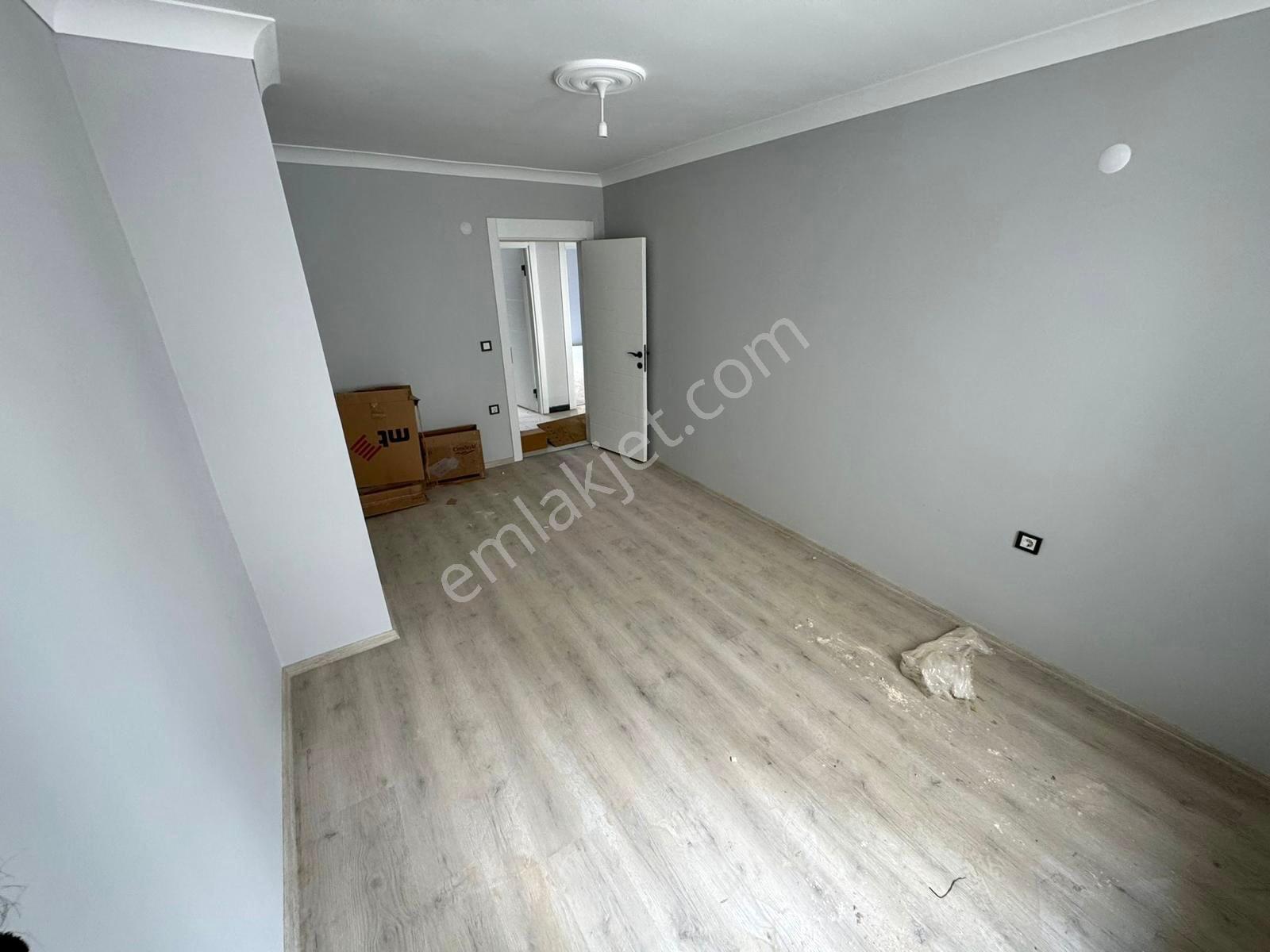 Home And Car'dan Edremite Ayrı Mutfaklı Ara Kat 2+1 Sıfır Daire - Görsel 17