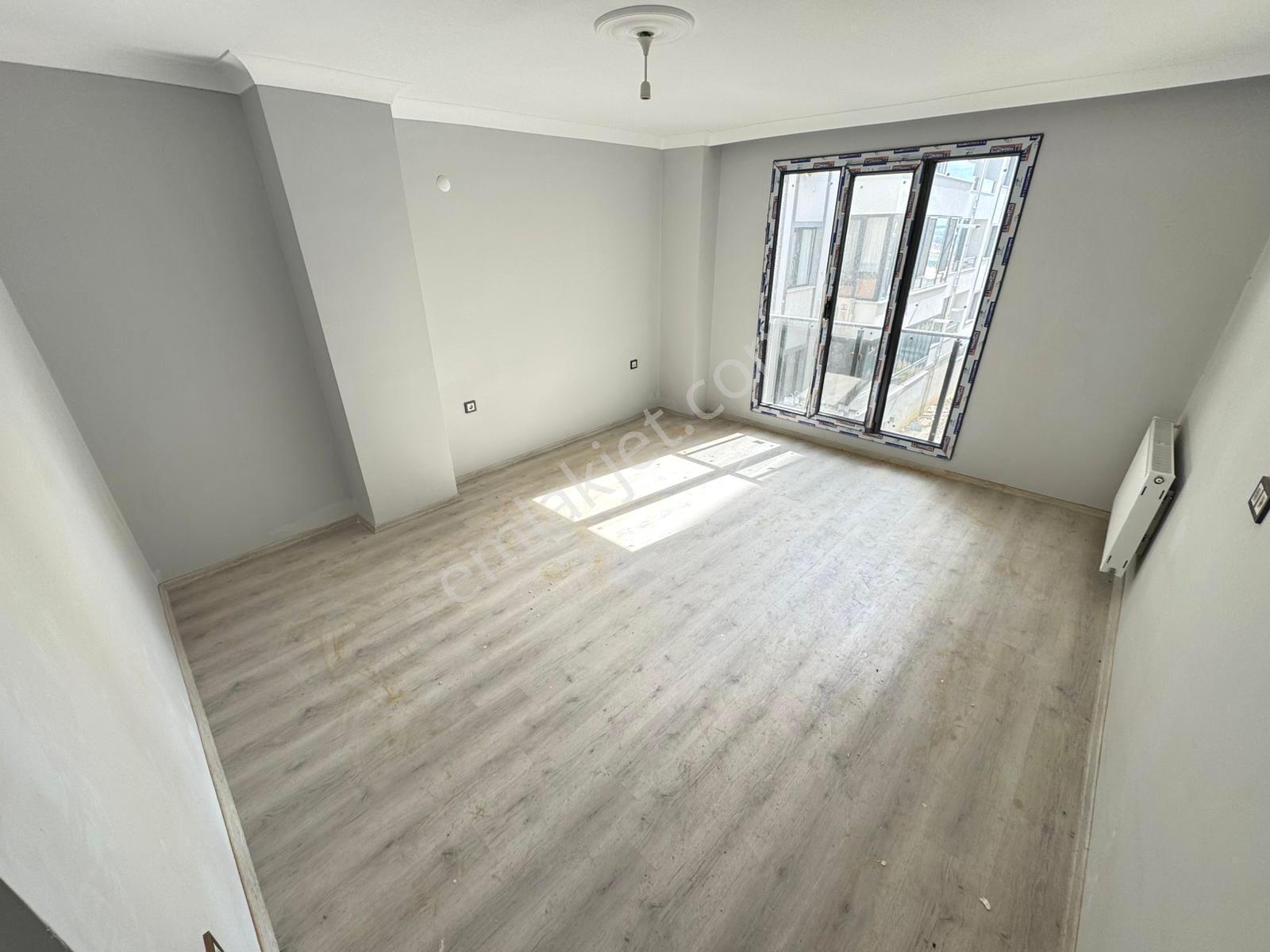 Home And Car'dan Edremite Ayrı Mutfaklı Ara Kat 2+1 Sıfır Daire - Görsel 16