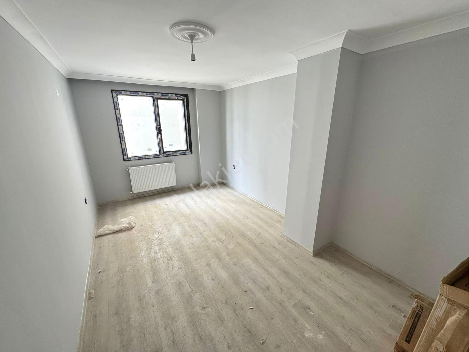 Home And Car'dan Edremite Ayrı Mutfaklı Ara Kat 2+1 Sıfır Daire - Görsel 12