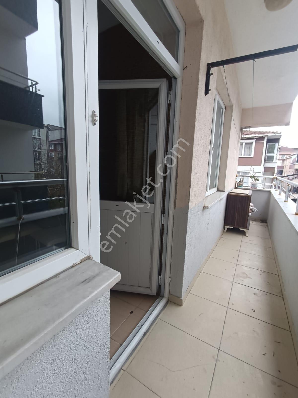 Çorlu Kemalettin Mah Satılık 2+1 On Yıllık Daire - Görsel 12