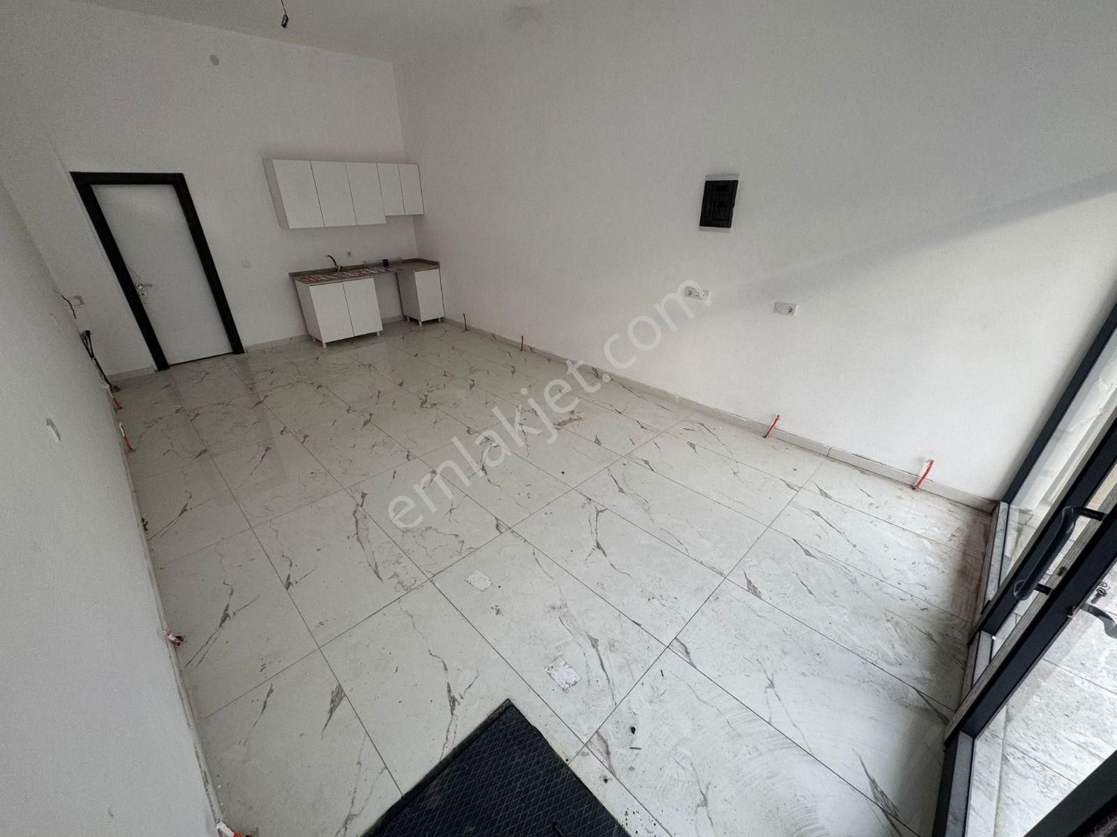 Karakeçili Cad. Üzeri 50m² Zemin + 20 M² Depolu Kiralık Dükkan - Görsel 8