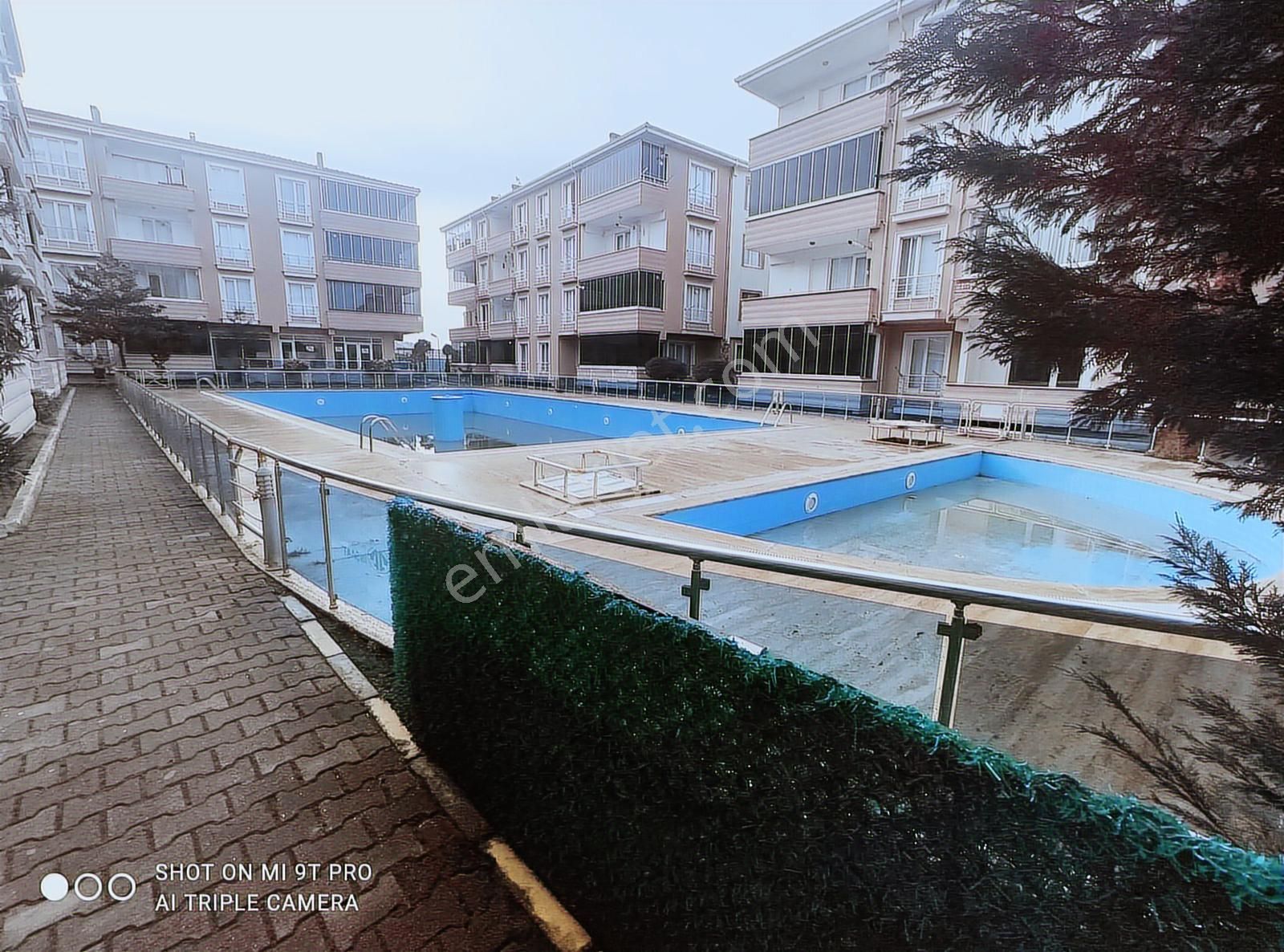 Karasu Sahile Yakın | Site İçi | Havuzlu | Eşyalı Kiralık 2+1 - Görsel 16