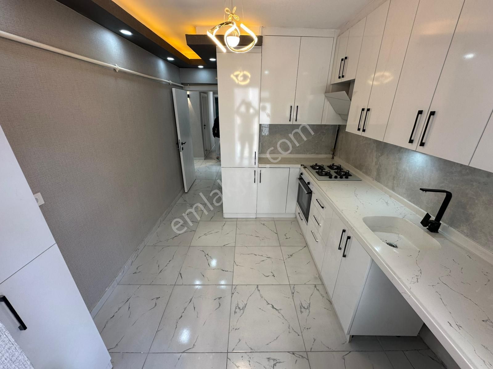 Hayal'den Plevne Mh^de Lüx Yapılı Ara Katta 3+1 Geniş Ön Cp. Kaçırılmaz Fiyatta - Görsel 5