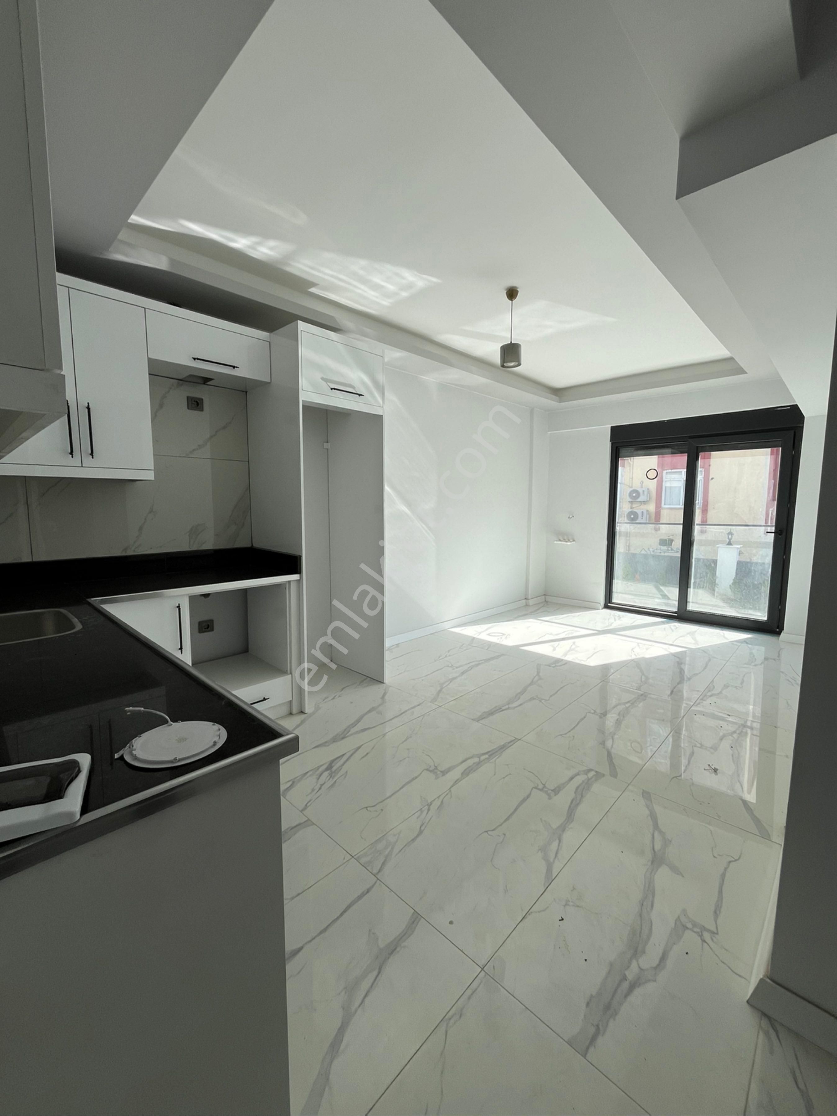 Kadriye Merkezde | 1+1 Yüksek Giriş | Balkonlu | Elektrikli Panjur | Geniş & Ferah - Görsel 14