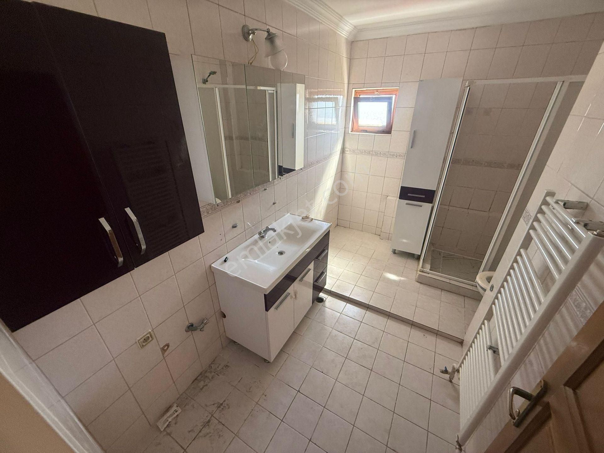 Etlik Mah.cadde Üzeri Ankara Manzaralı Merkezi Konumda Site Dairesi 3+1 - Görsel 26