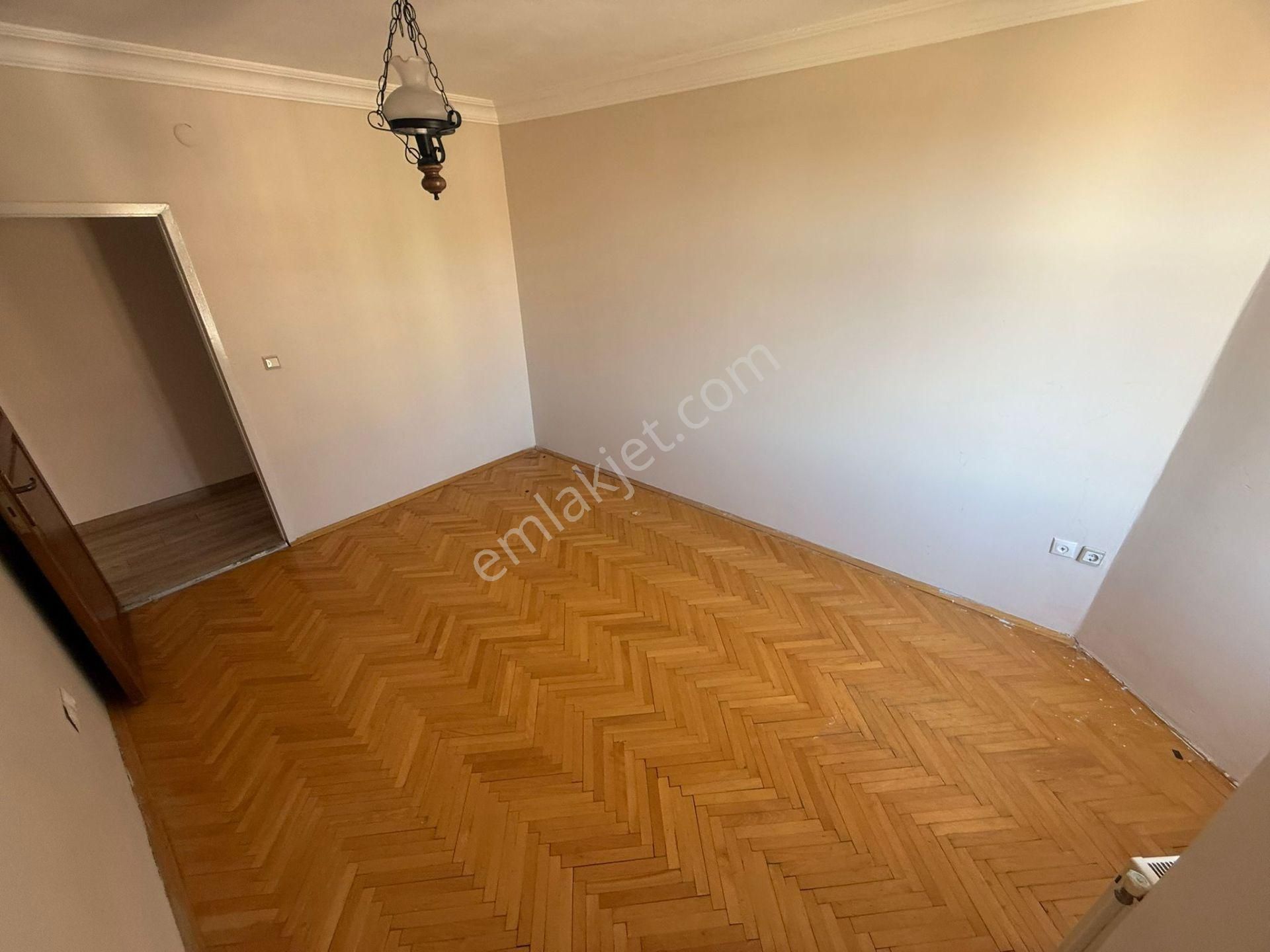 Etlik Mah.cadde Üzeri Ankara Manzaralı Merkezi Konumda Site Dairesi 3+1 - Görsel 20