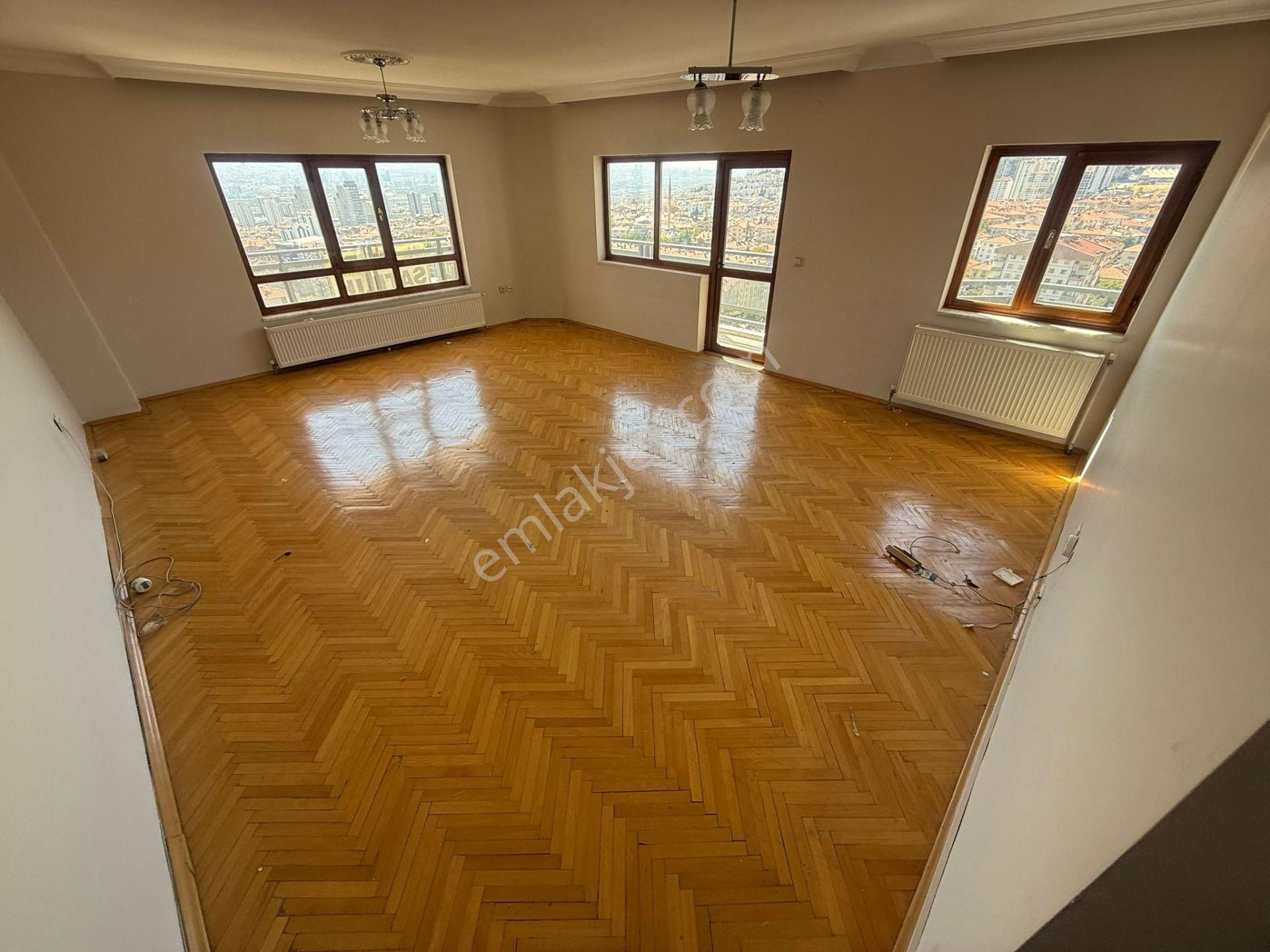 Etlik Mah.cadde Üzeri Ankara Manzaralı Merkezi Konumda Site Dairesi 3+1 - Görsel 12