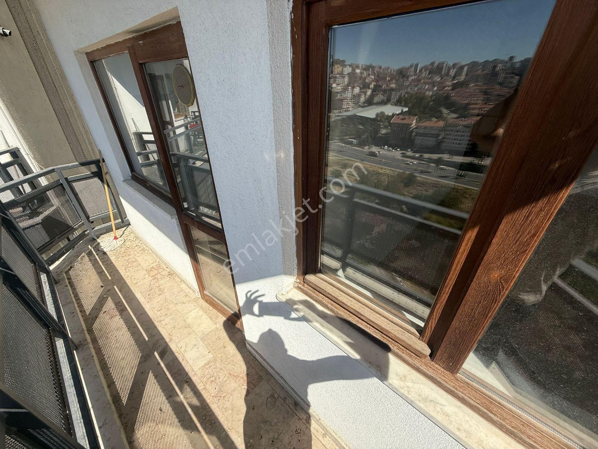 Etlik Mah.cadde Üzeri Ankara Manzaralı Merkezi Konumda Site Dairesi 3+1 - Görsel 32