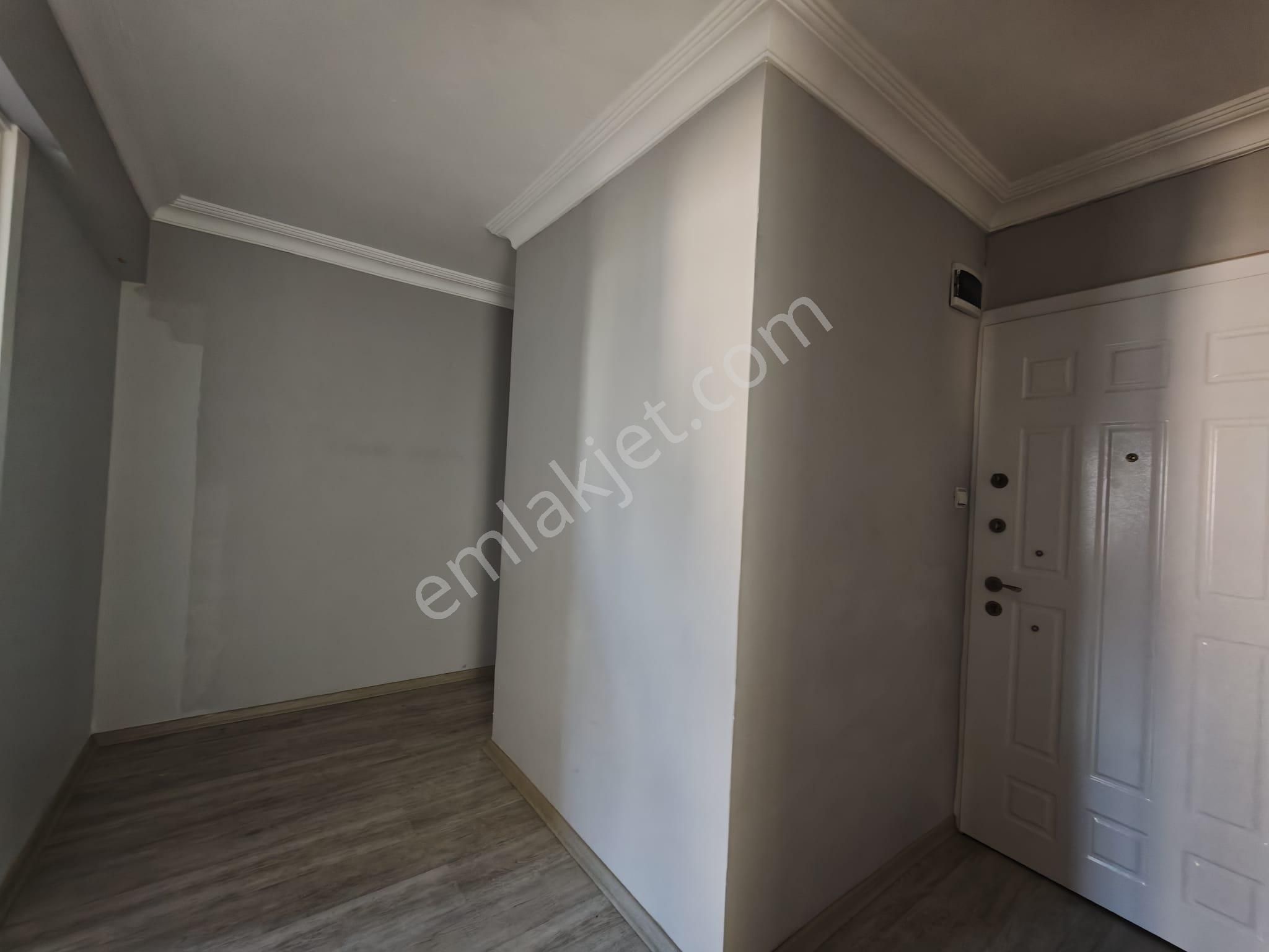 Kuşadası Hacıfeyzullah Mah Kiralık Görüşü Ve Üç Tarafı Açık Ferah Bir Köşe Daire - Görsel 19