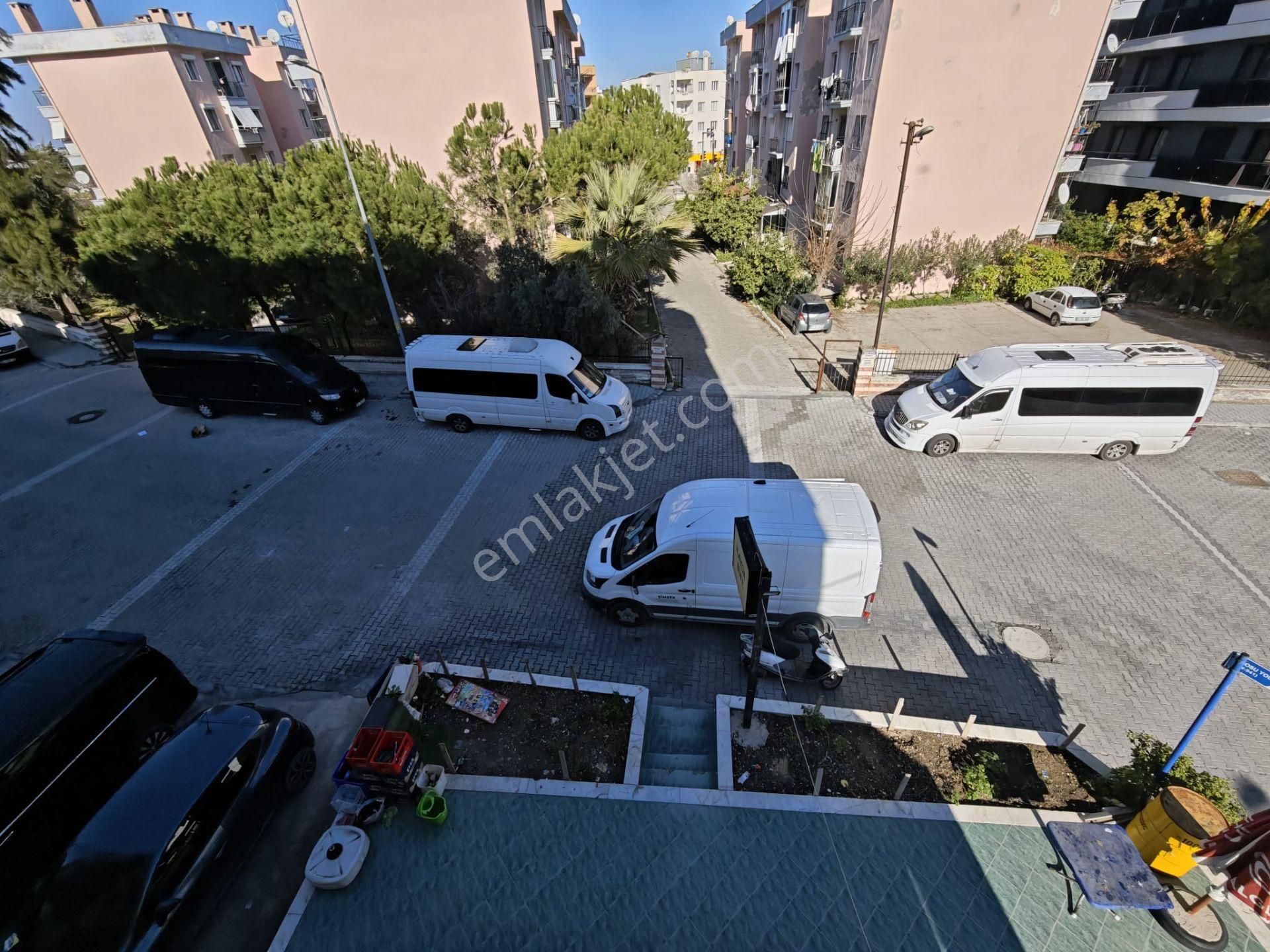 Kuşadası Hacıfeyzullah Mah Kiralık Görüşü Ve Üç Tarafı Açık Ferah Bir Köşe Daire - Görsel 27