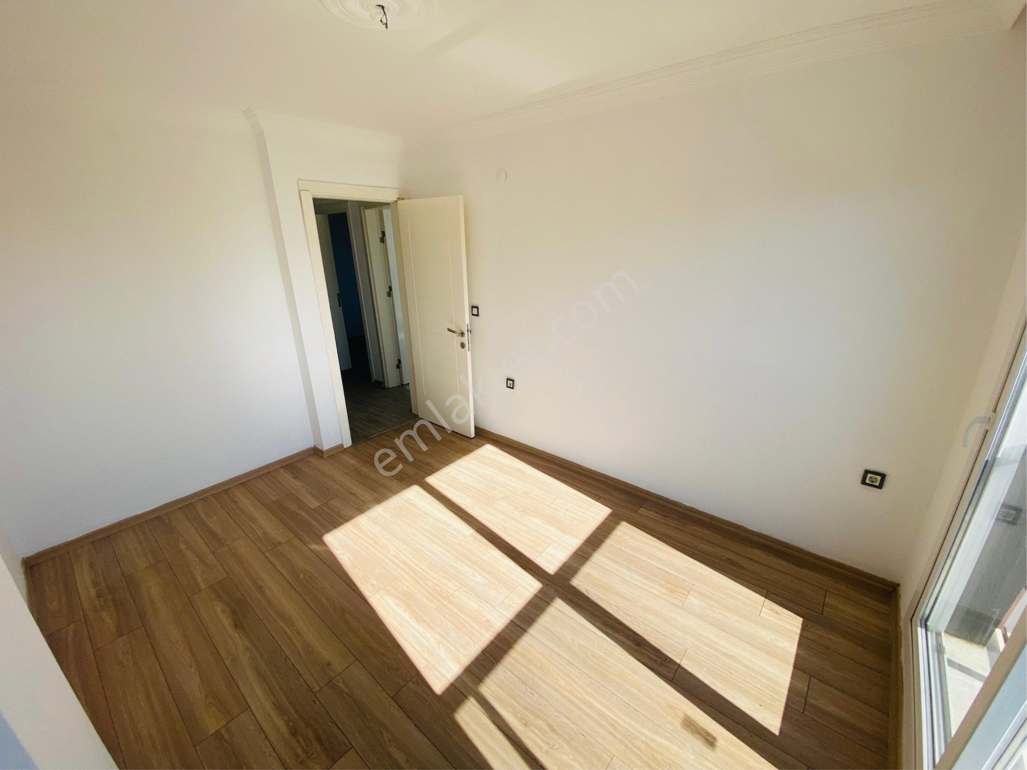 Cumhuriyet Mah. Ara Kat , Köşe Cephe 2+1 Daire - Görsel 22