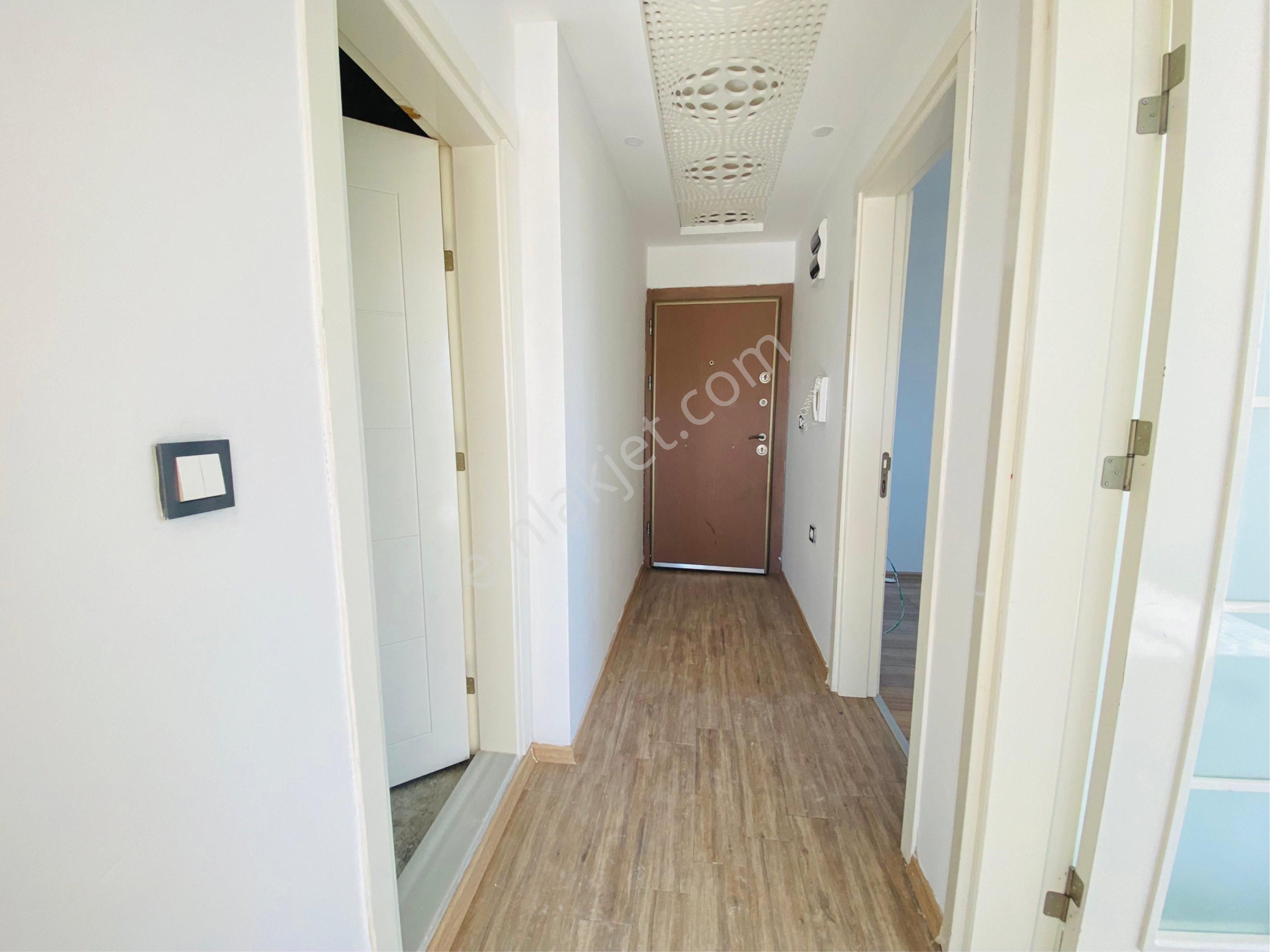 Cumhuriyet Mah. Ara Kat , Köşe Cephe 2+1 Daire - Görsel 29