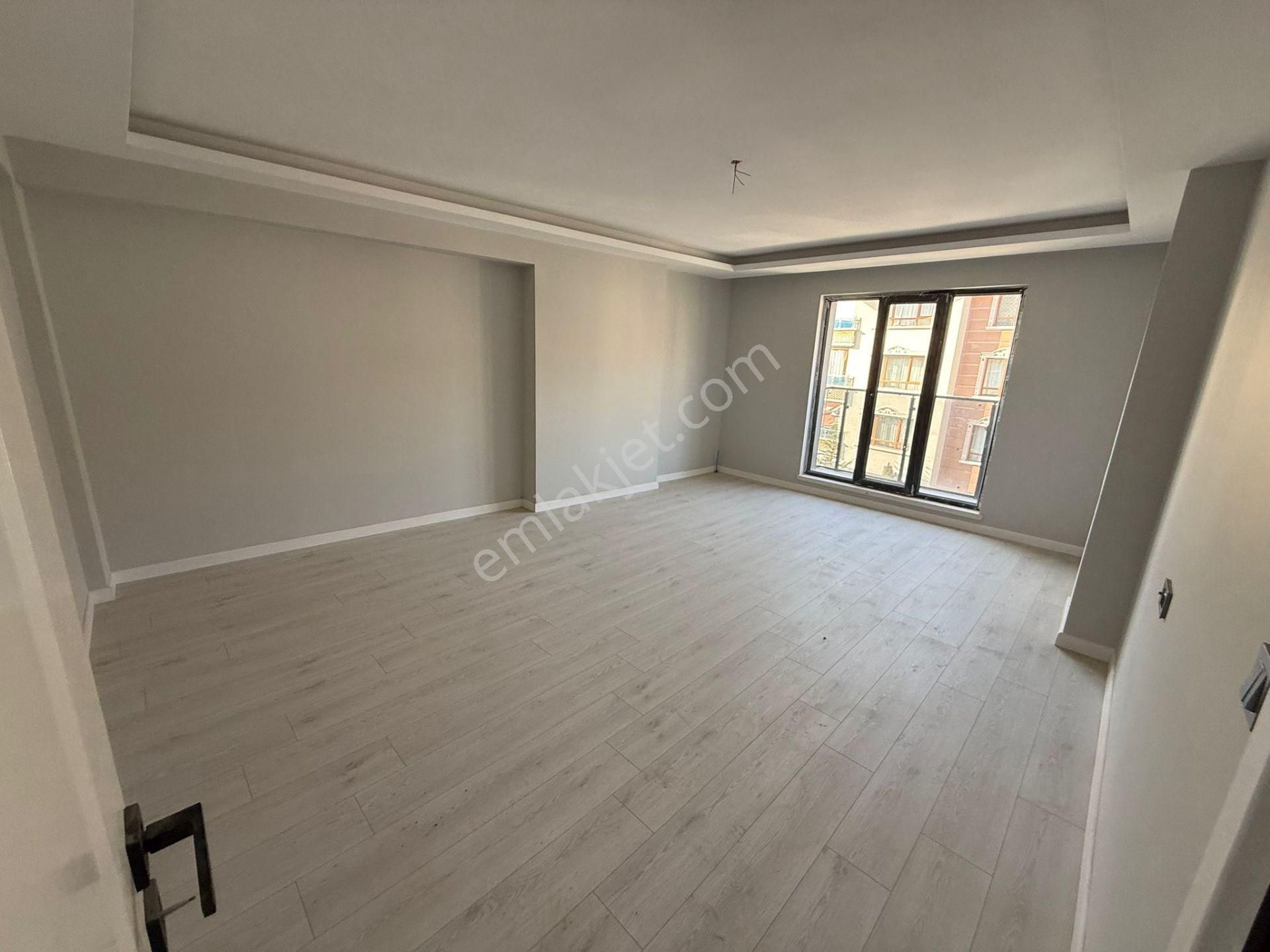 Vatan'dan Bağlarbaşı'nda Sıfır Binada Megalüks Yapılı Satılık Orta Kat Ön Cephe 3+1 Daire - Görsel 11