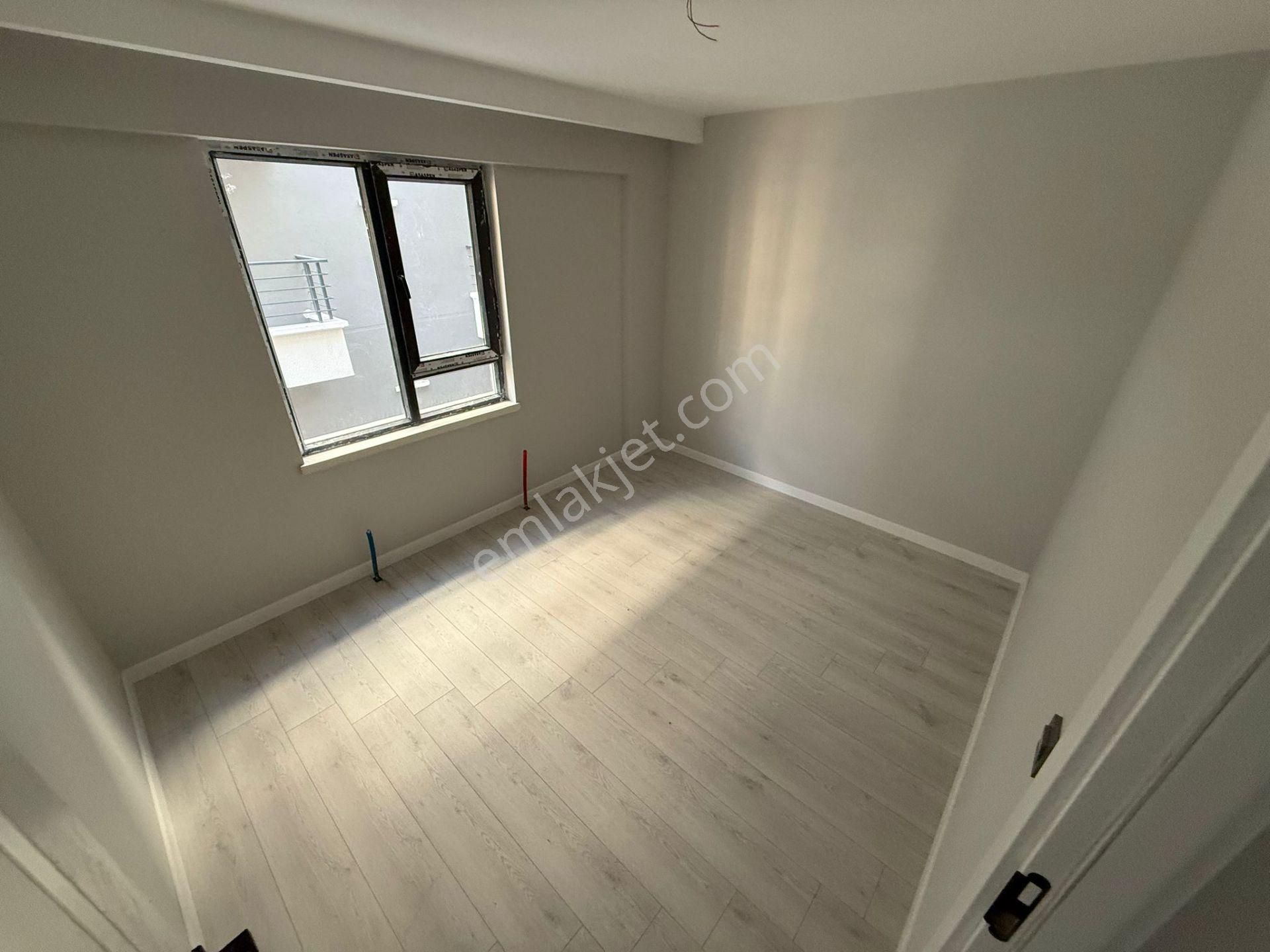 Vatan'dan Bağlarbaşı'nda Sıfır Binada Megalüks Yapılı Satılık Orta Kat Ön Cephe 3+1 Daire - Görsel 18