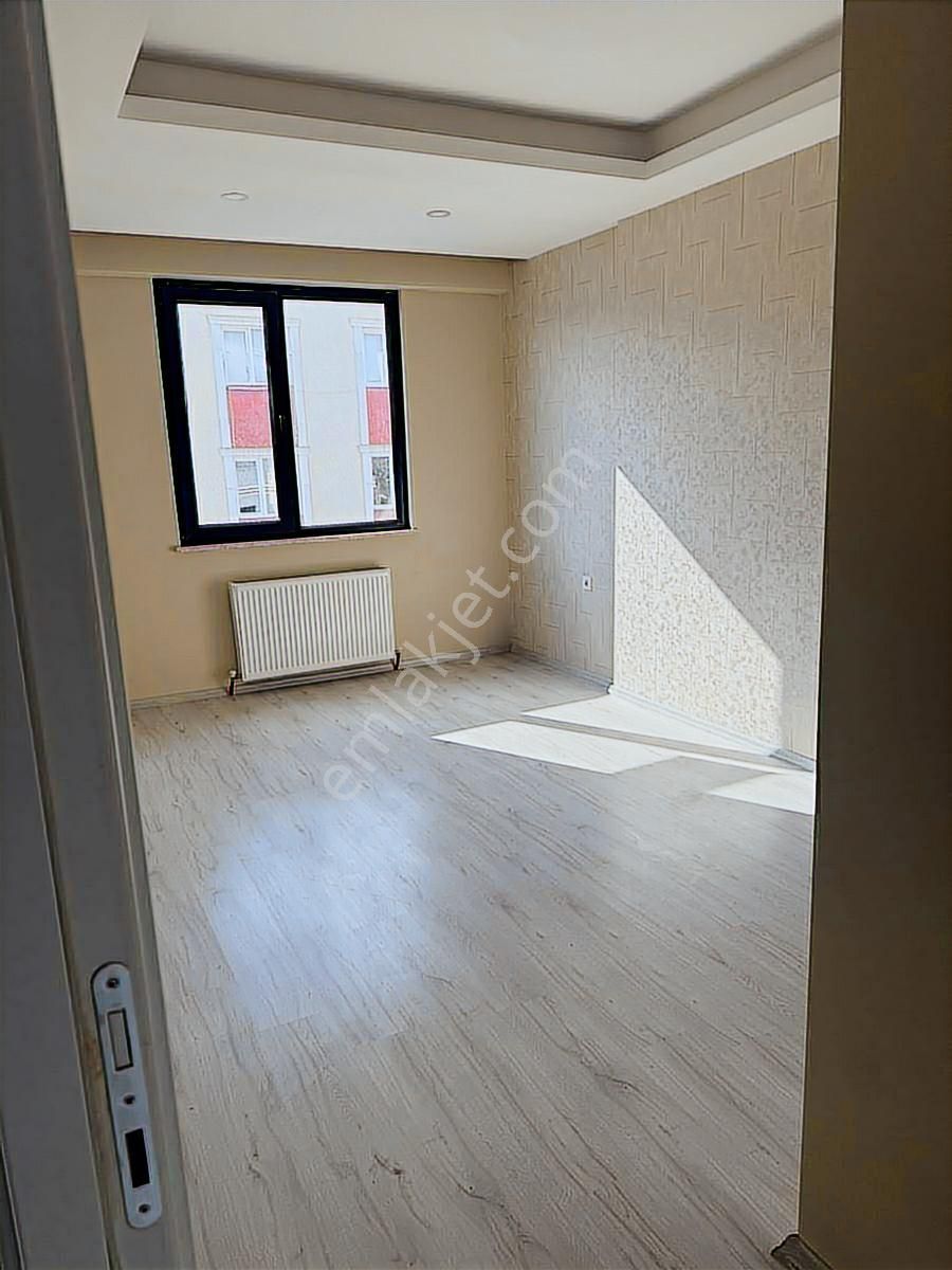 Gaziosmanpaşa Hatipoğlu Sitesinde Satılık Dubleks - Görsel 24