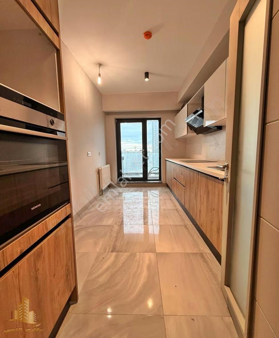 Bahçeşehir Akzirve Strada Satılık 2+1 Büyük Tip Daire - Görsel 6