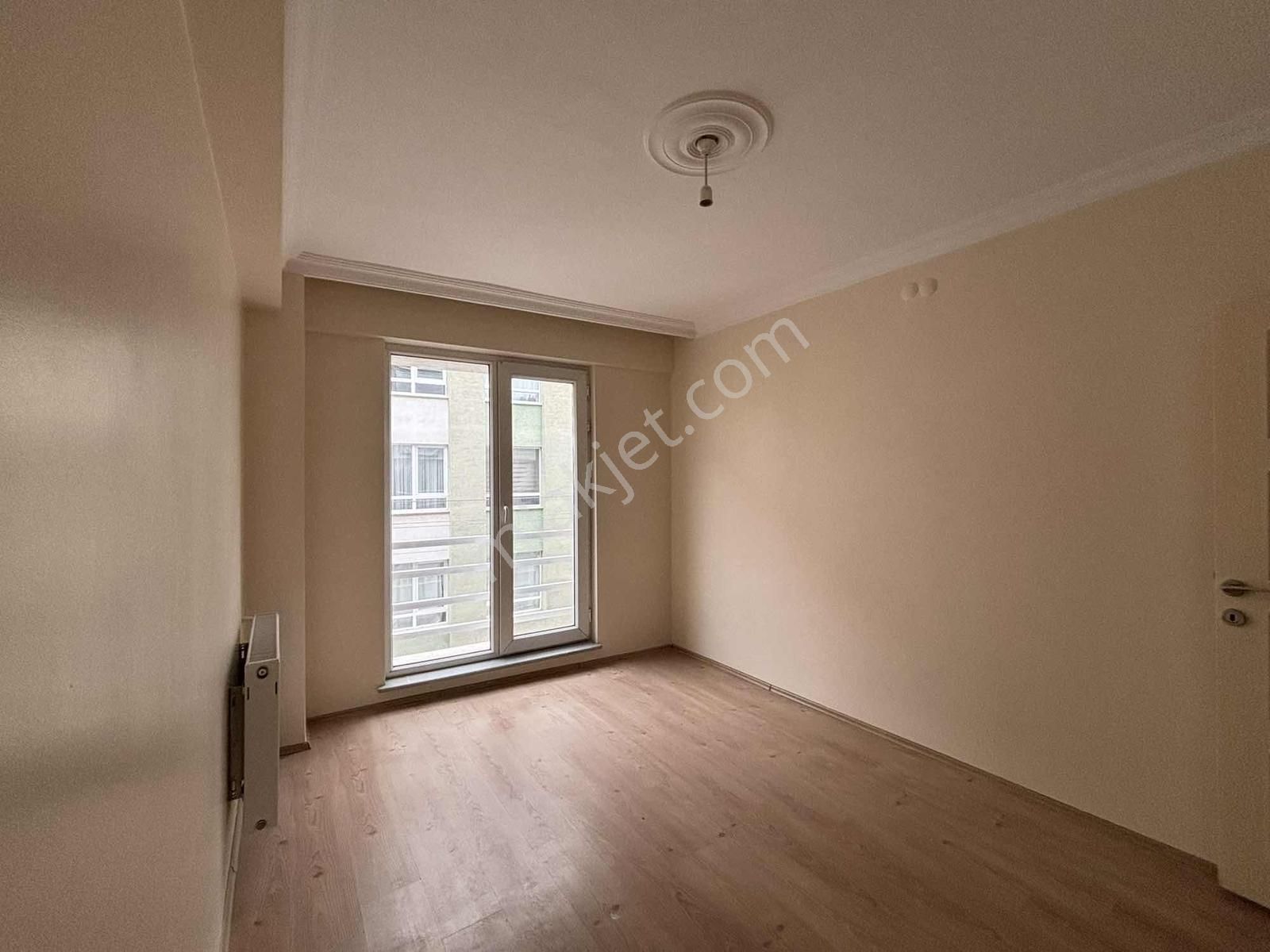 Eker'den Derman Caddesi Yanında Kiralık 2+1 - Görsel 24