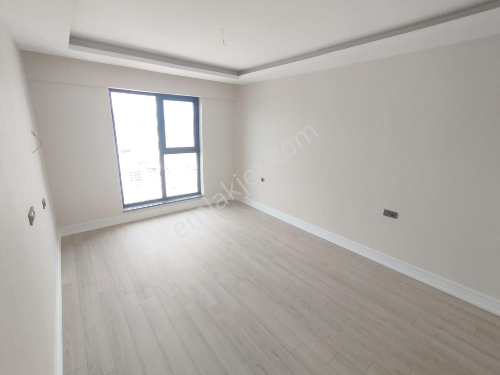 Ovacık Mahallesinde Bulvar Üzeri Katta Lüx Yapıda Satılık 4+1 - Görsel 17