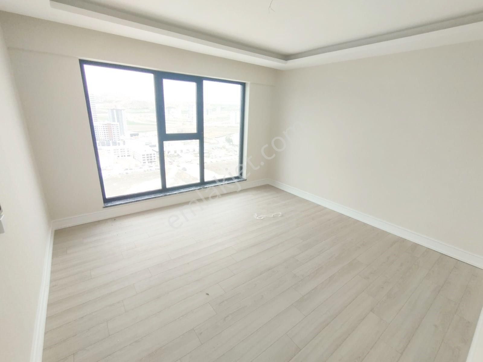 Ovacık Mahallesinde Bulvar Üzeri Katta Lüx Yapıda Satılık 4+1 - Görsel 9