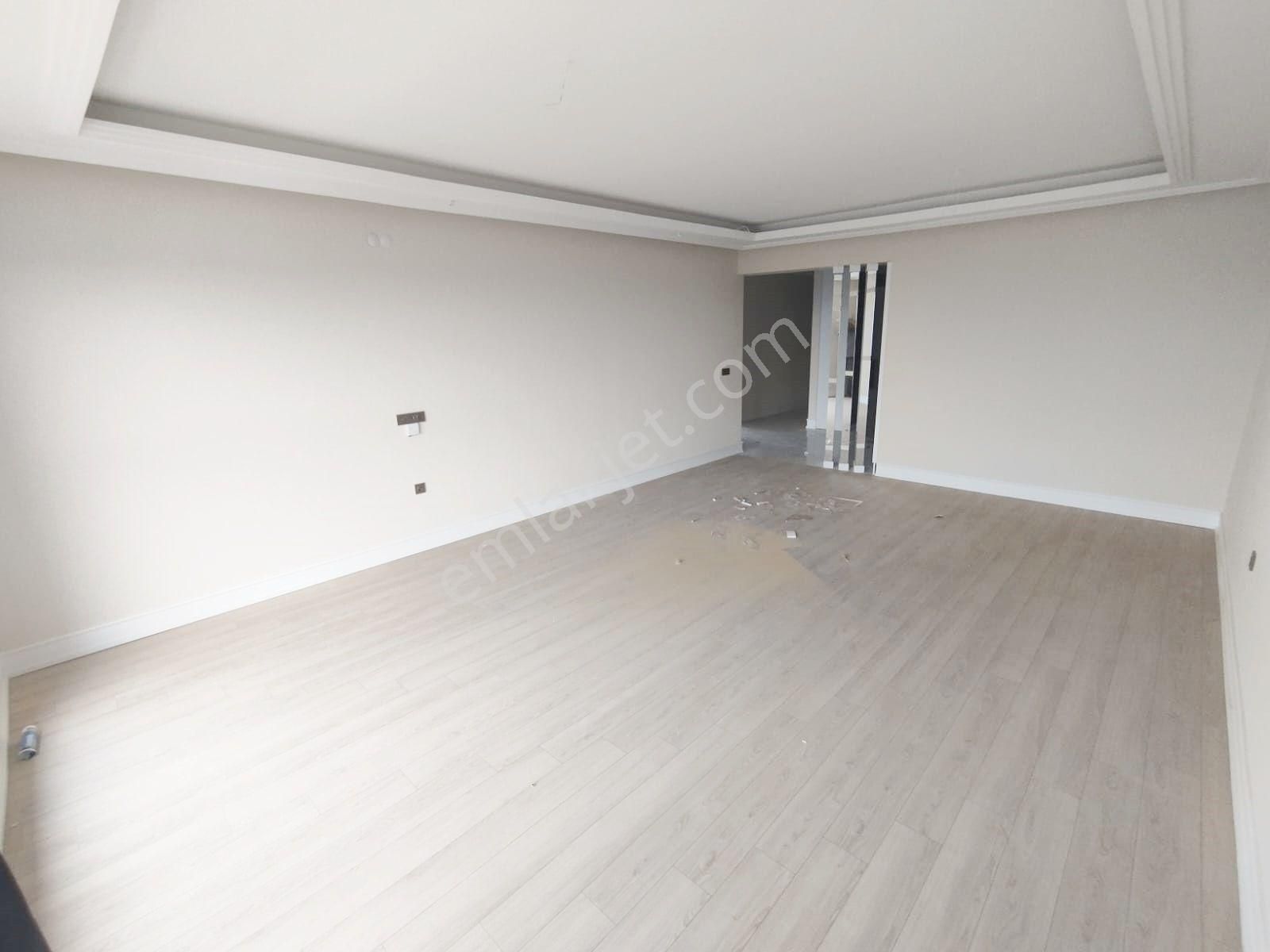 Ovacık Mahallesinde Bulvar Üzeri Katta Lüx Yapıda Satılık 4+1 - Görsel 6