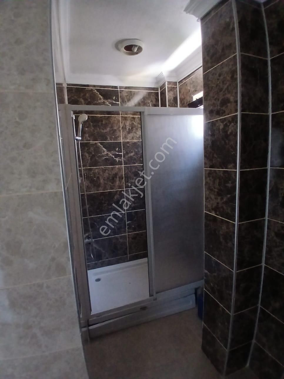 Değirmenderede Daire Fiyatına Kiralık 5+1 Villa - Görsel 9