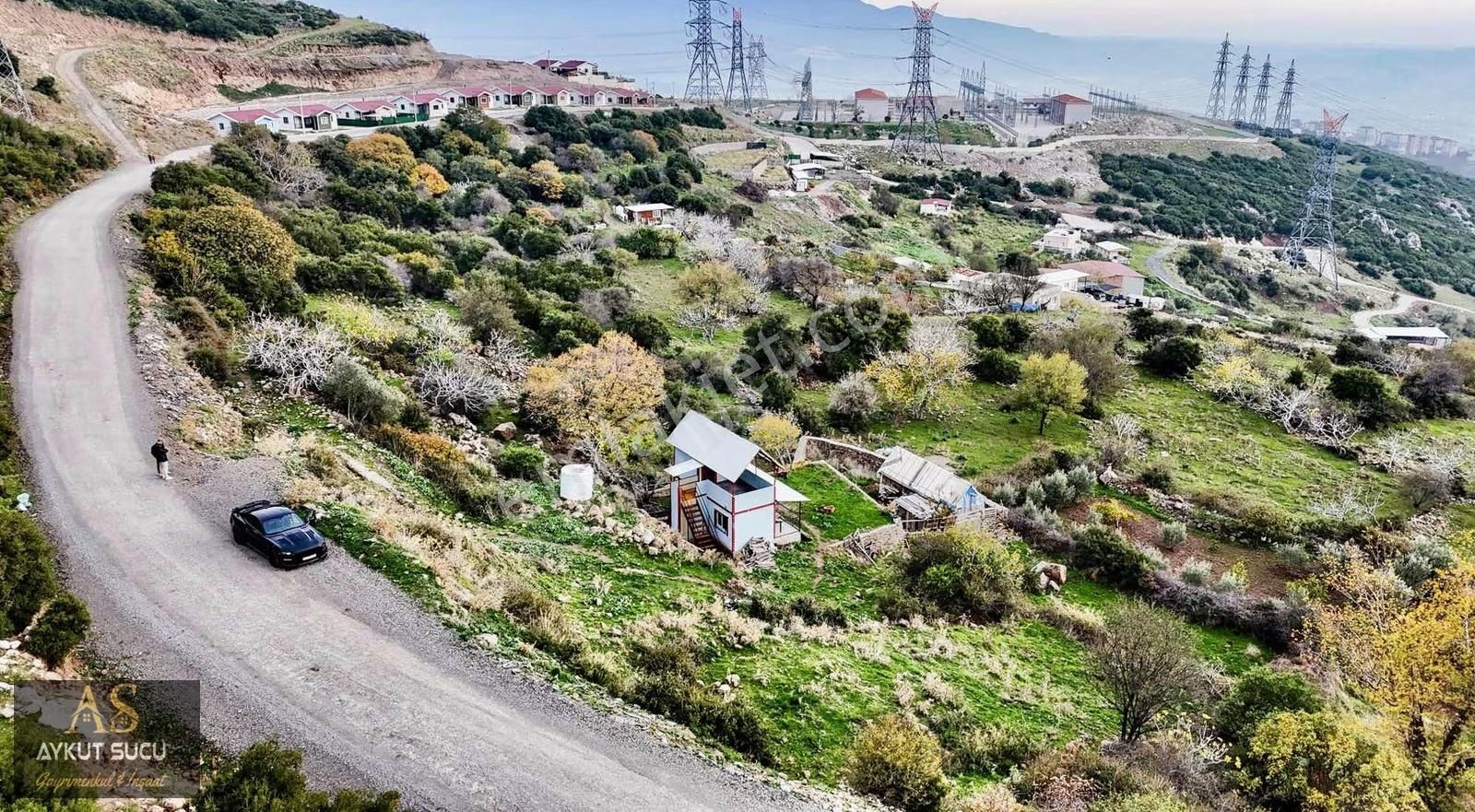 Bornova Eğriderede 500 M² Arsa İçinde Prefabrik Ev