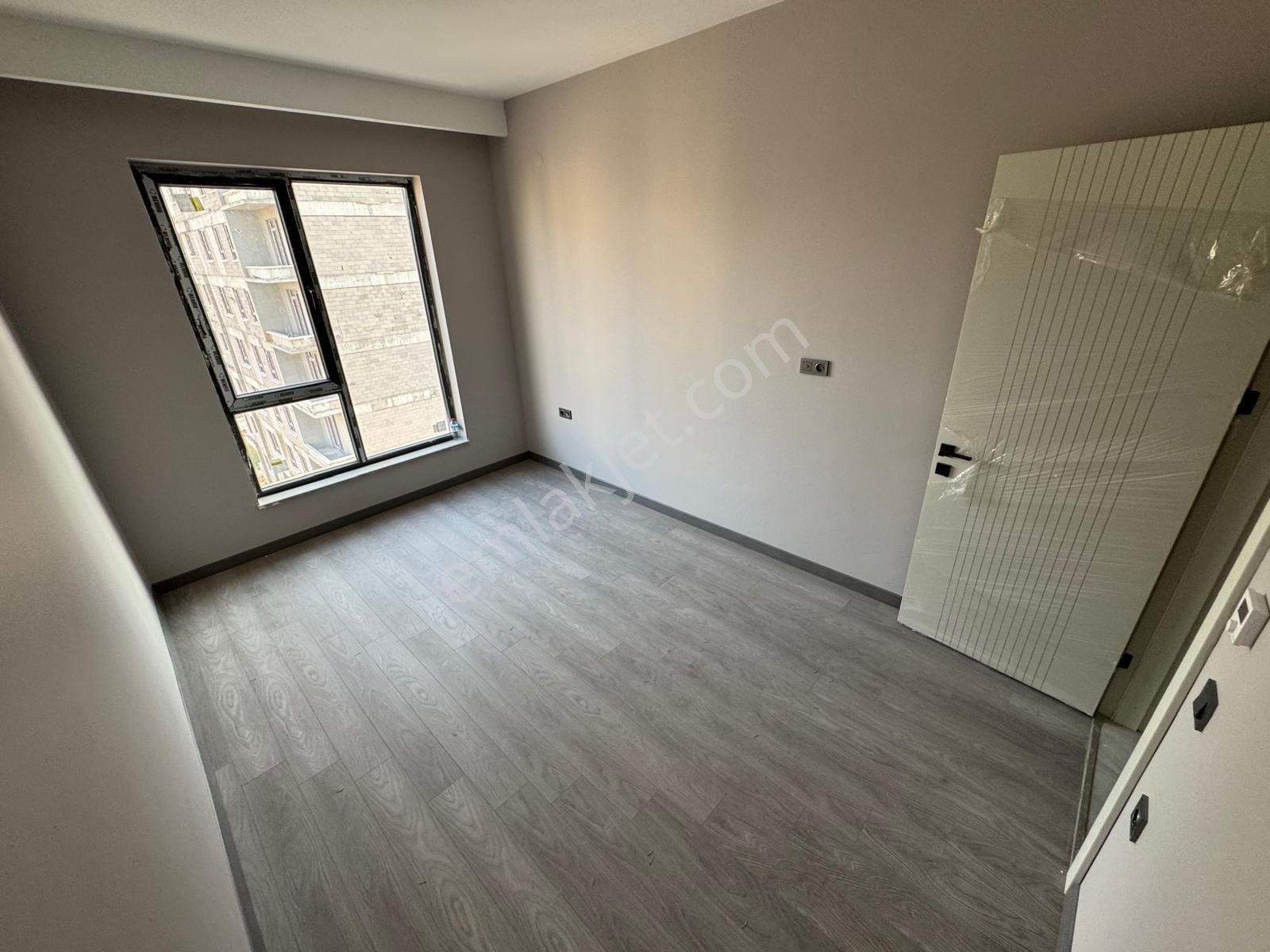 Ovacık Mahallesinde Bulvar Paraleli Ada Mutfaklı D.lüx Yapıda Satılık 4+1 - Görsel 22