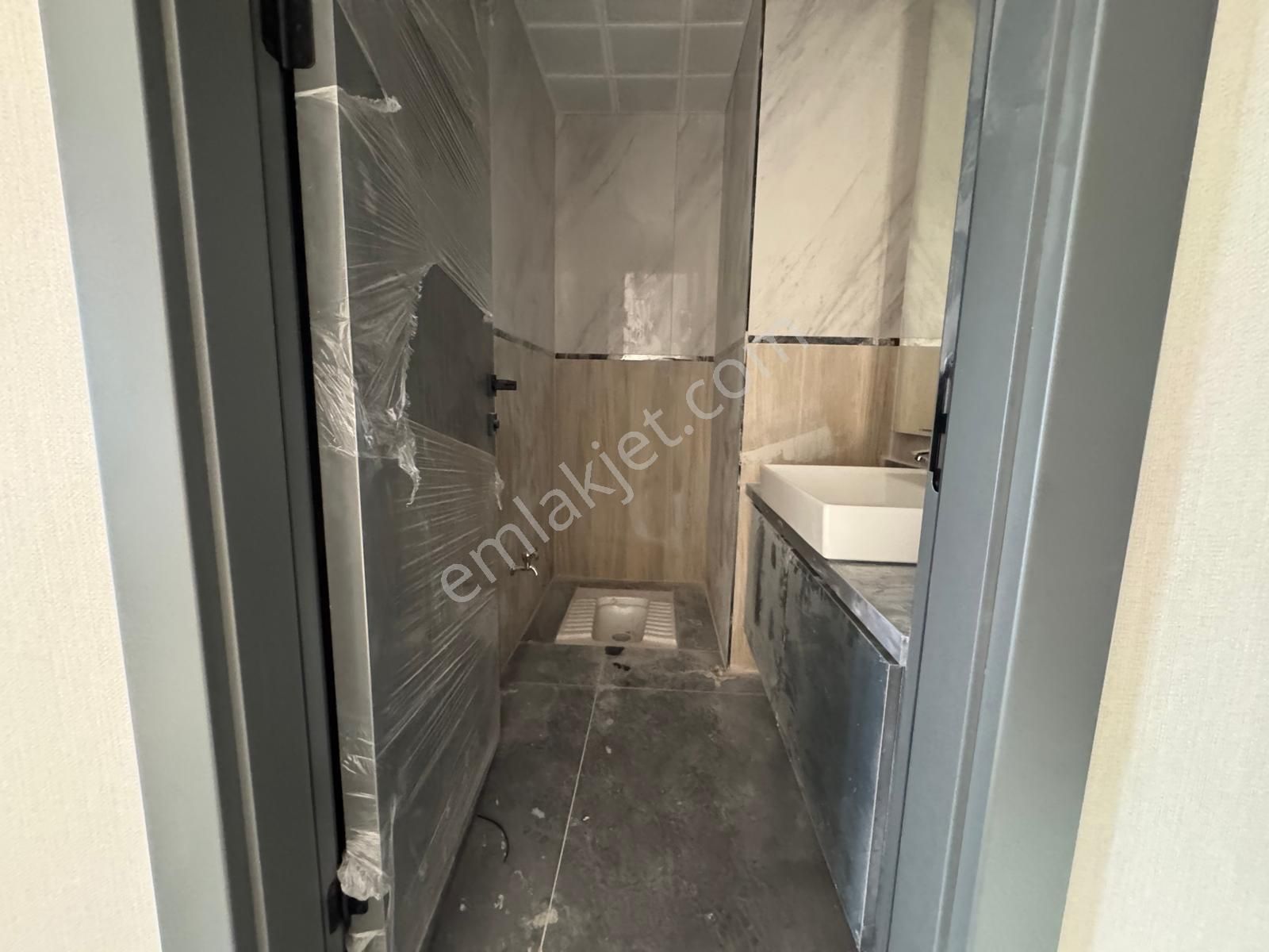 Ovacık Mahallesinde Bulvar Paraleli Ada Mutfaklı D.lüx Yapıda Satılık 4+1 - Görsel 32