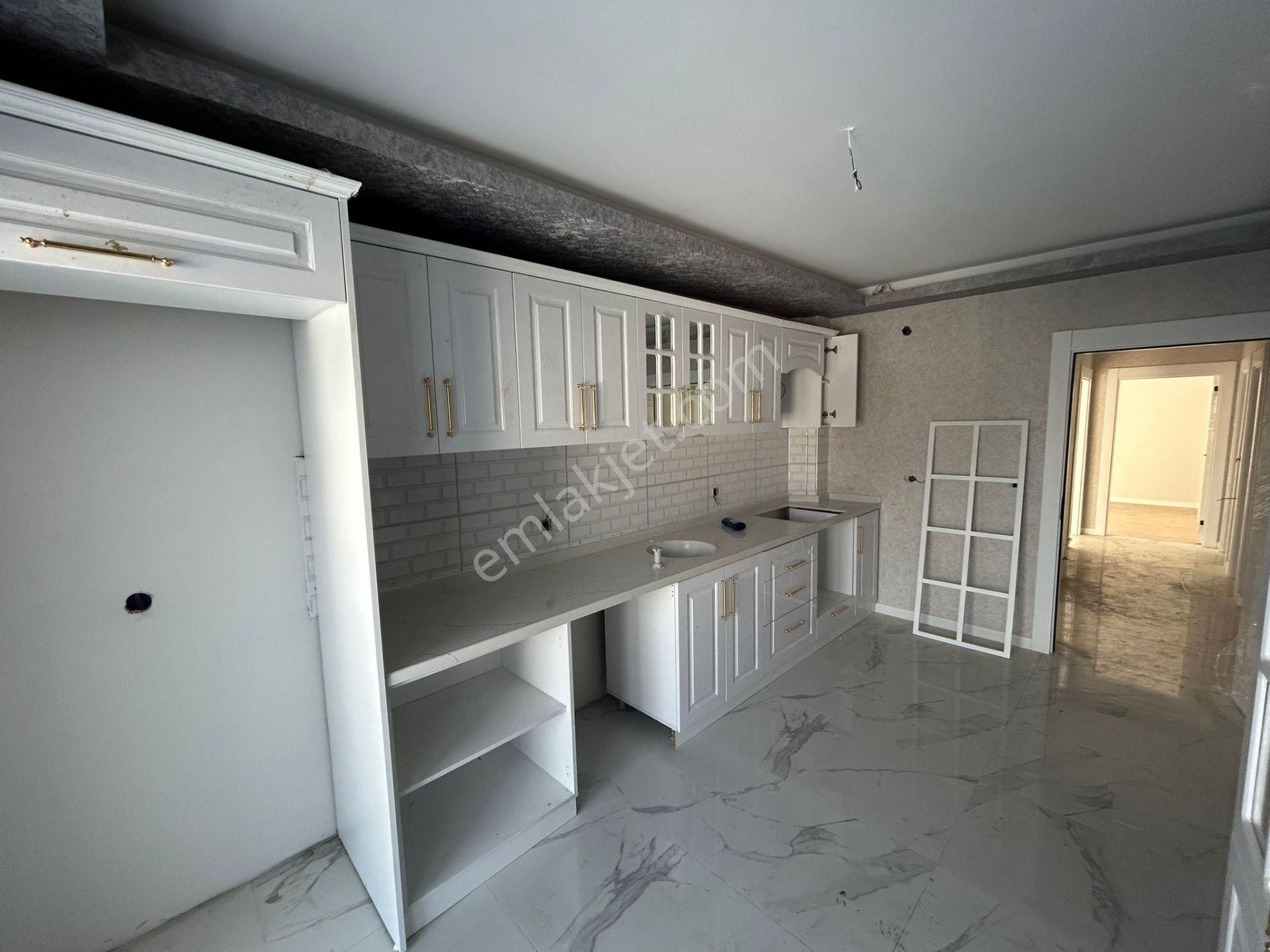 Altındağ - Feridun Çelik Mahallesi Caddeye Yakın Araç Takaslı 3+1 Satılık Sıfır Daireler ! - Görsel 4