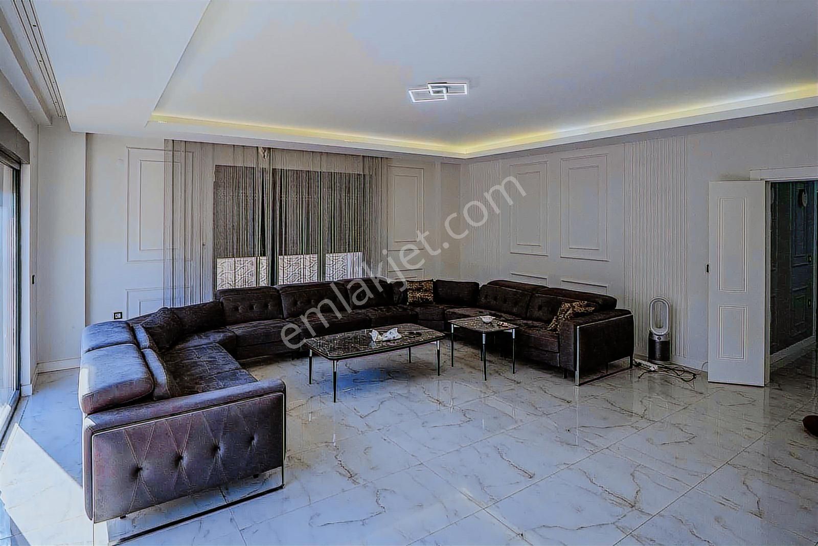 Nilüfer Demirci'de Satılık Havuzlu Müstakil Villa - Görsel 21