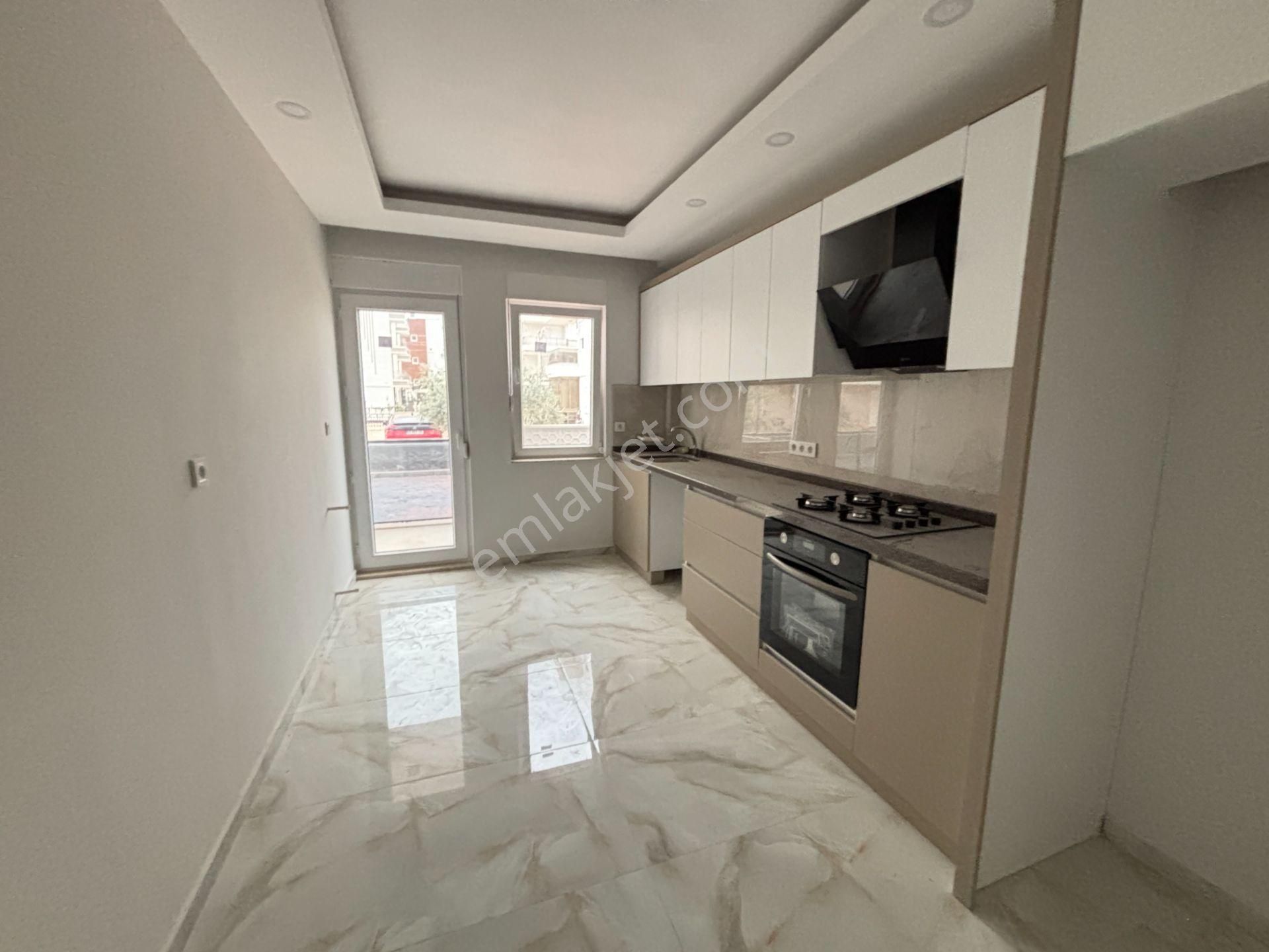 Karşıyakada 2+1 Ayrı Mutfaklı Sıfır Kiralık - Görsel 3