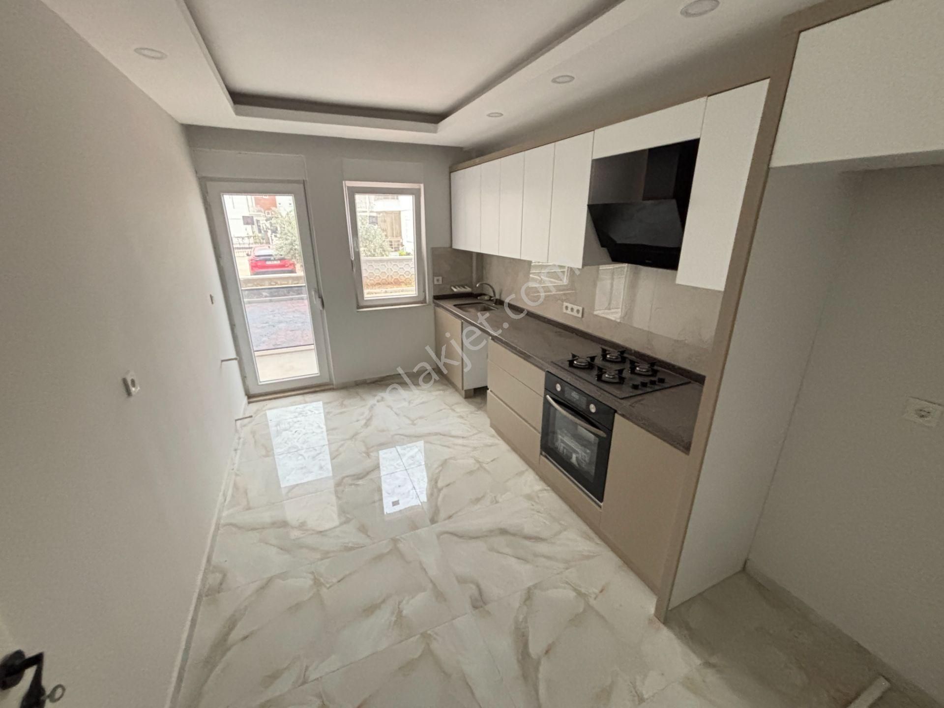 Karşıyakada 2+1 Ayrı Mutfaklı Sıfır Kiralık - Görsel 2