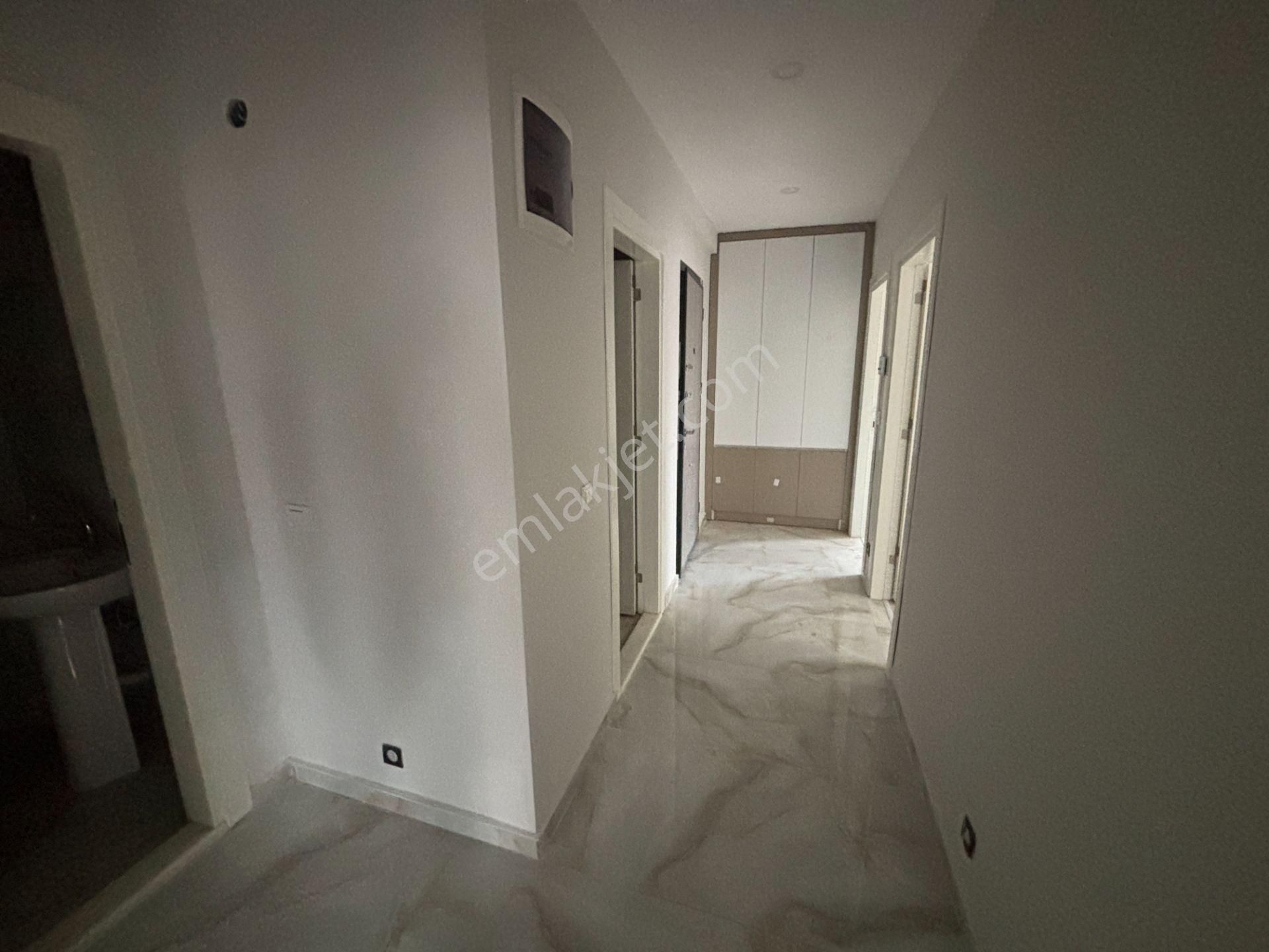 Karşıyakada 2+1 Ayrı Mutfaklı Sıfır Kiralık - Görsel 20