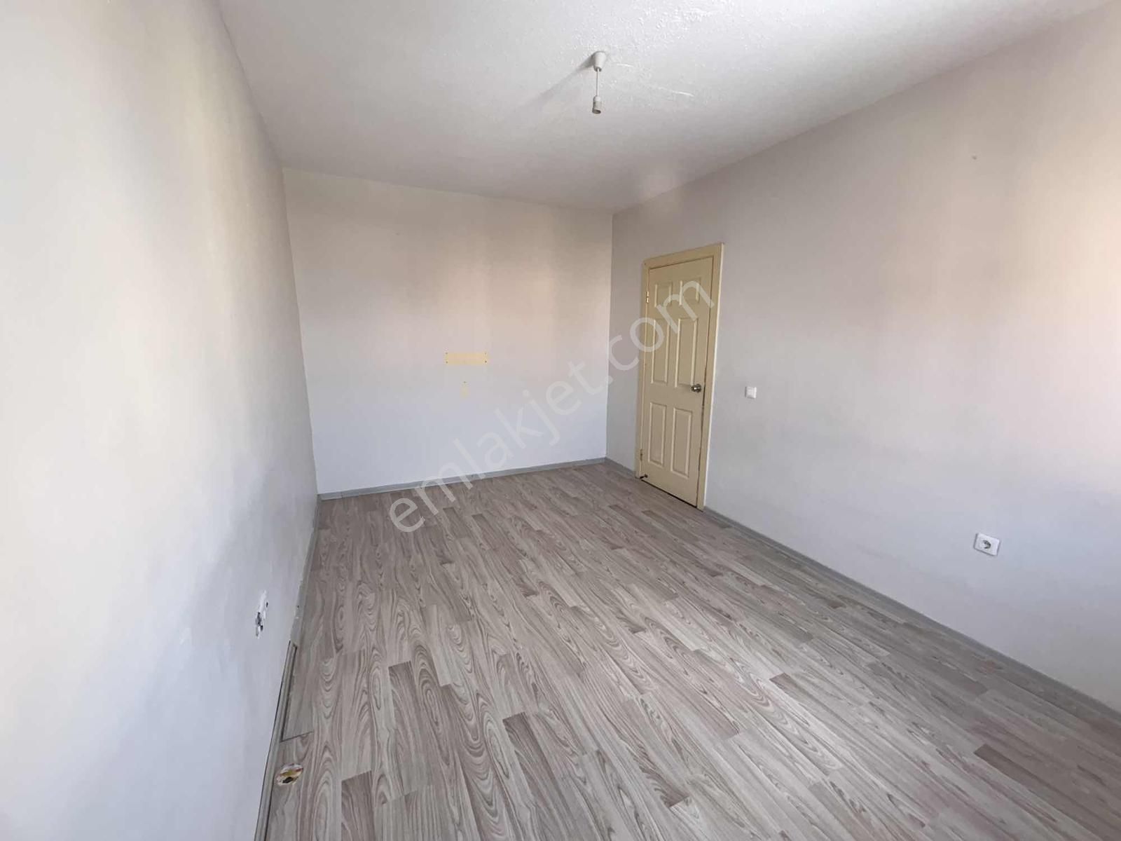 Yiğit Mülk Ofisinden Tokide Geniş 3+1 132 M² Kiralık Daire - Görsel 2