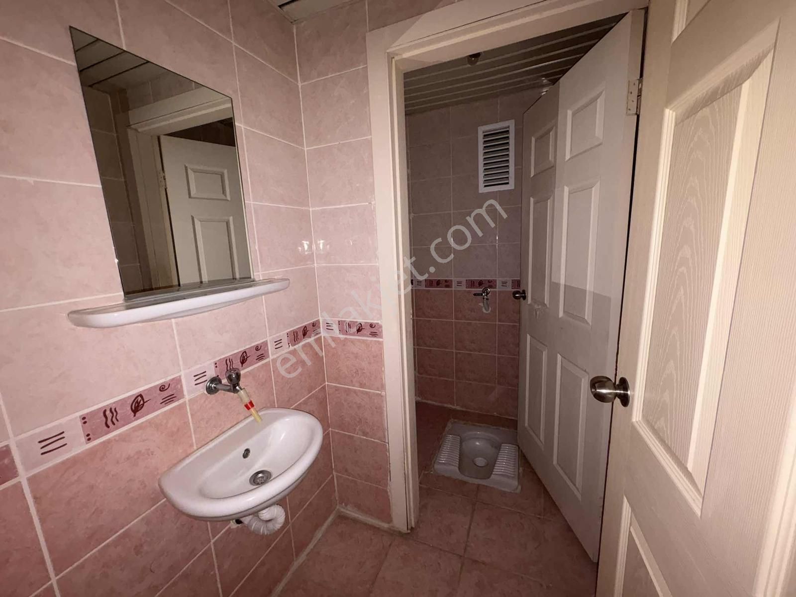 Yiğit Mülk Ofisinden Tokide Geniş 3+1 132 M² Kiralık Daire - Görsel 4