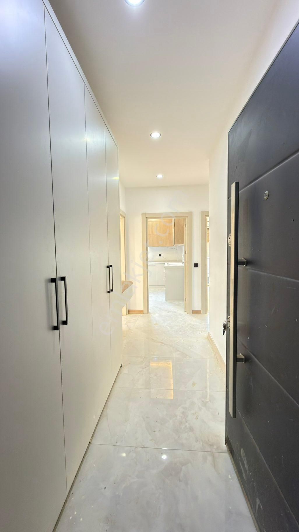 Yeniköy Merkezde Havuzlu 2+1 Sıfır Lüks Daire D.gazlı - Görsel 11