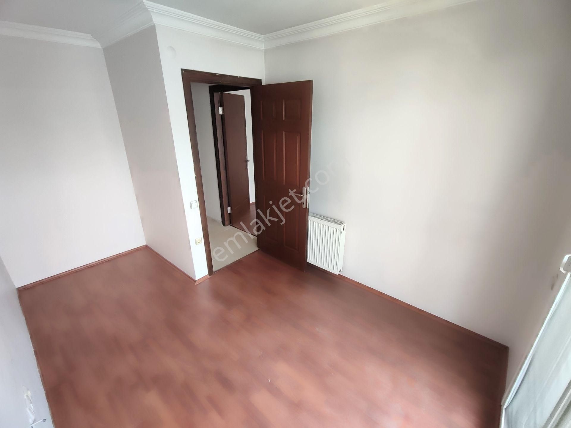 Kardeşten Cennetayağında Site İçinde Bahçeli 5+1 Dubleks Villa - Görsel 12