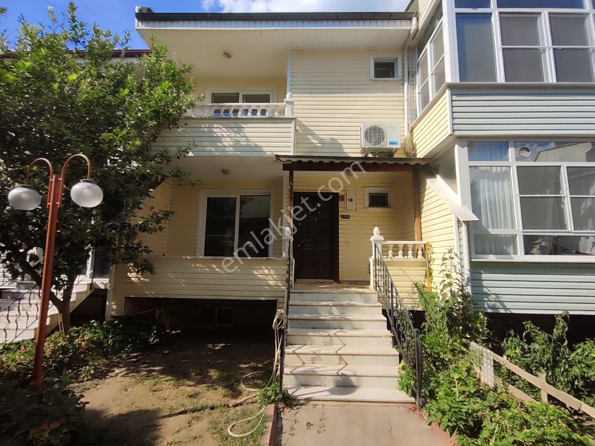 Kardeşten Cennetayağında Site İçinde Bahçeli 5+1 Dubleks Villa - Görsel 35