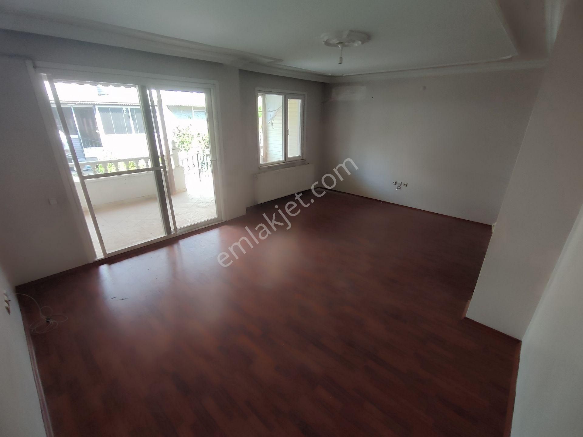 Kardeşten Cennetayağında Site İçinde Bahçeli 5+1 Dubleks Villa - Görsel 4