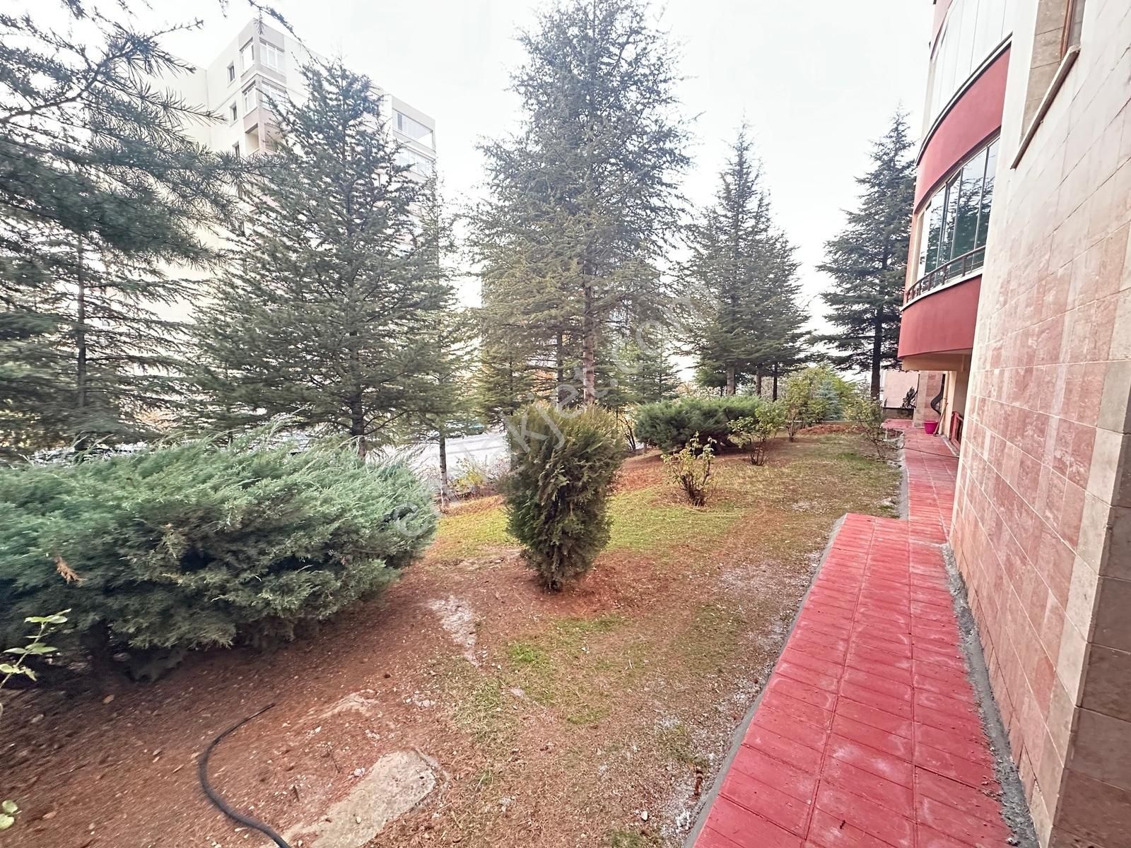 Turyap'tan Çiğdem Mahallesi'nin Gözde Noktasında Kiralık 4+1 - Görsel 34