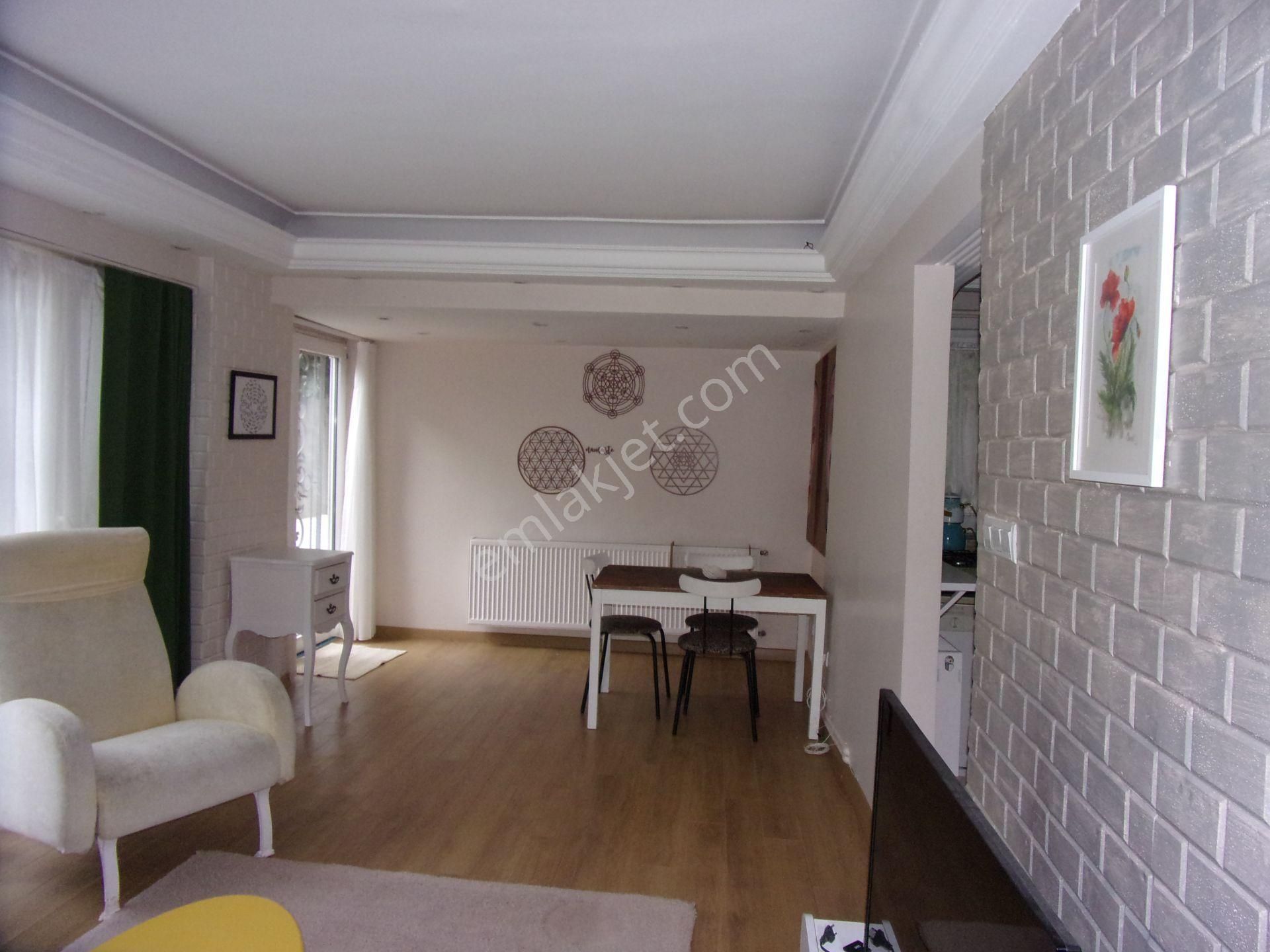 Tarabya Sitede 1+1 70 Metrekare Eşyalı Kiralık Daire - Görsel 9