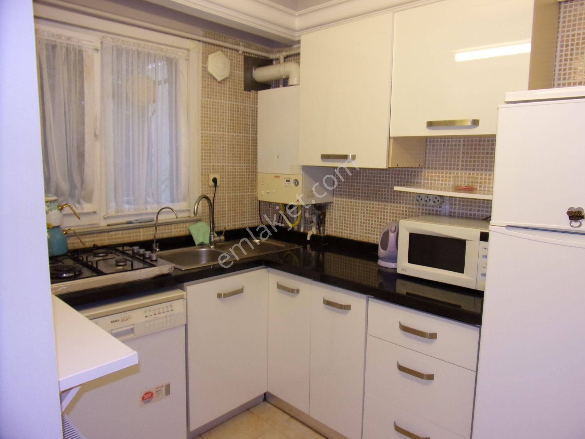 Tarabya Sitede 1+1 70 Metrekare Eşyalı Kiralık Daire - Görsel 11