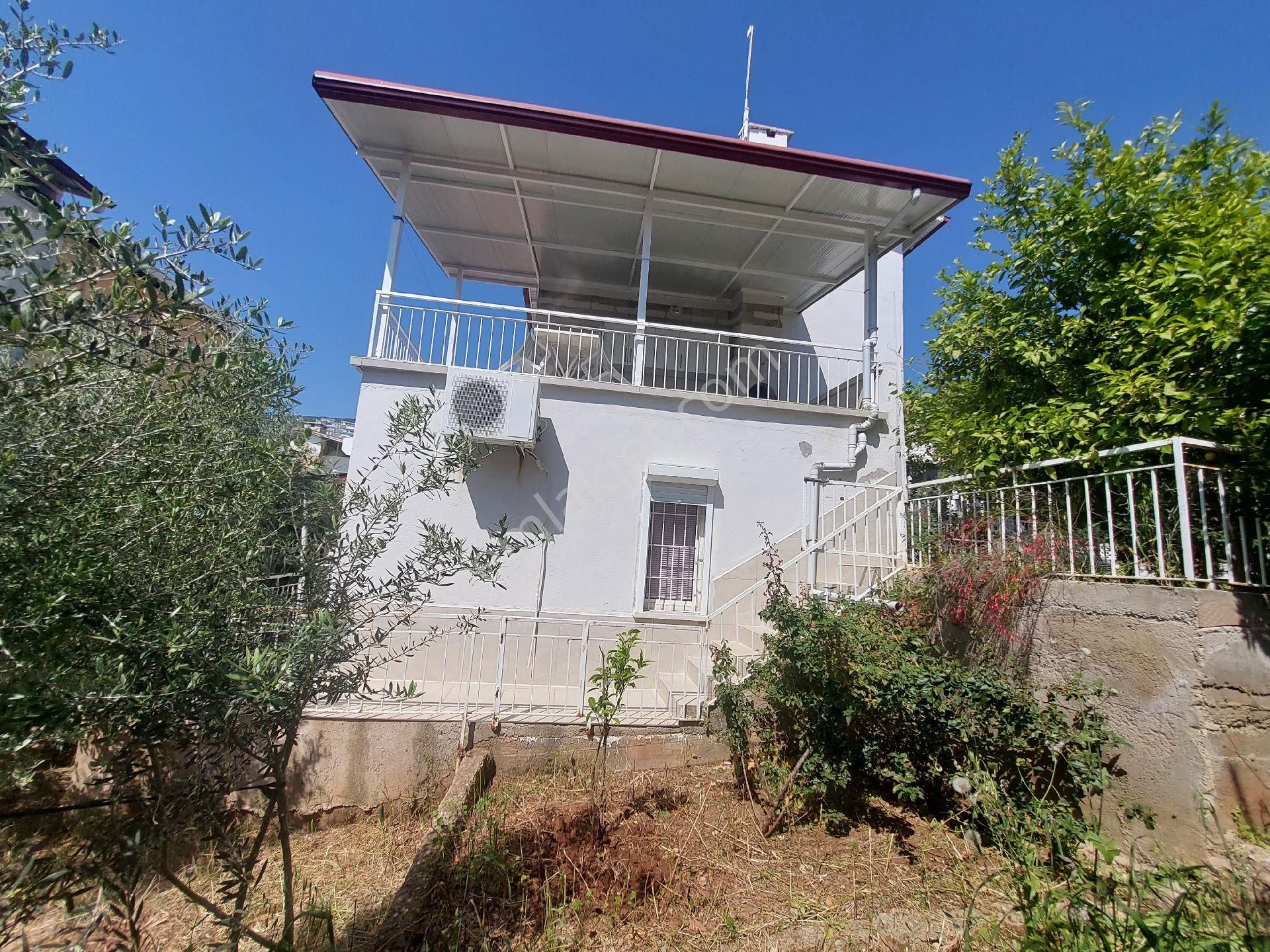 Denize 400m 3+1 Villamızın Özel Plaj Alanı Ve Otoparkı Mevcuttur. Şezlong, Şemsiye Mevcuttur - Görsel 6