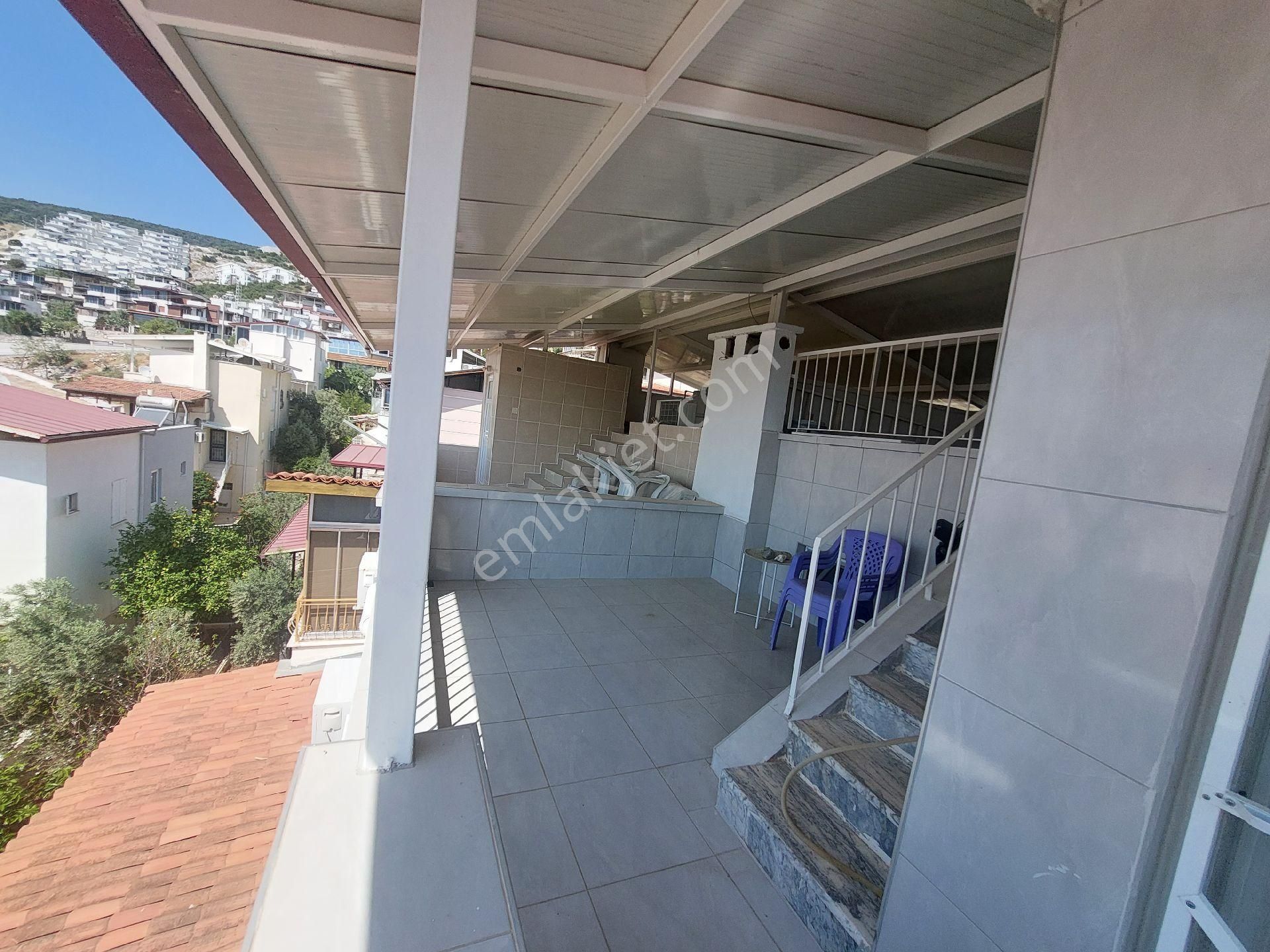 Denize 400m 3+1 Villamızın Özel Plaj Alanı Ve Otoparkı Mevcuttur. Şezlong, Şemsiye Mevcuttur - Görsel 30