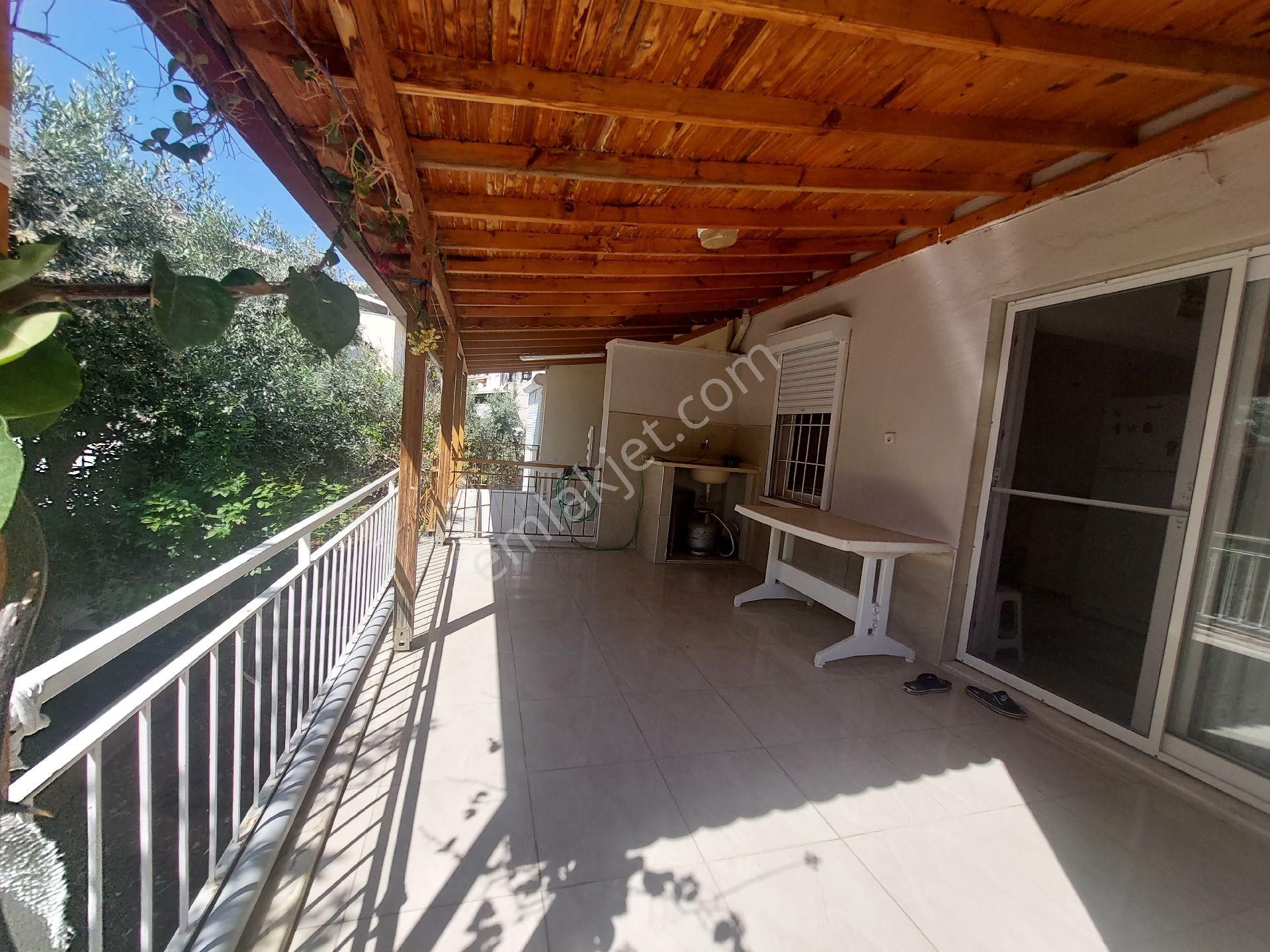 Denize 400m 3+1 Villamızın Özel Plaj Alanı Ve Otoparkı Mevcuttur. Şezlong, Şemsiye Mevcuttur - Görsel 17